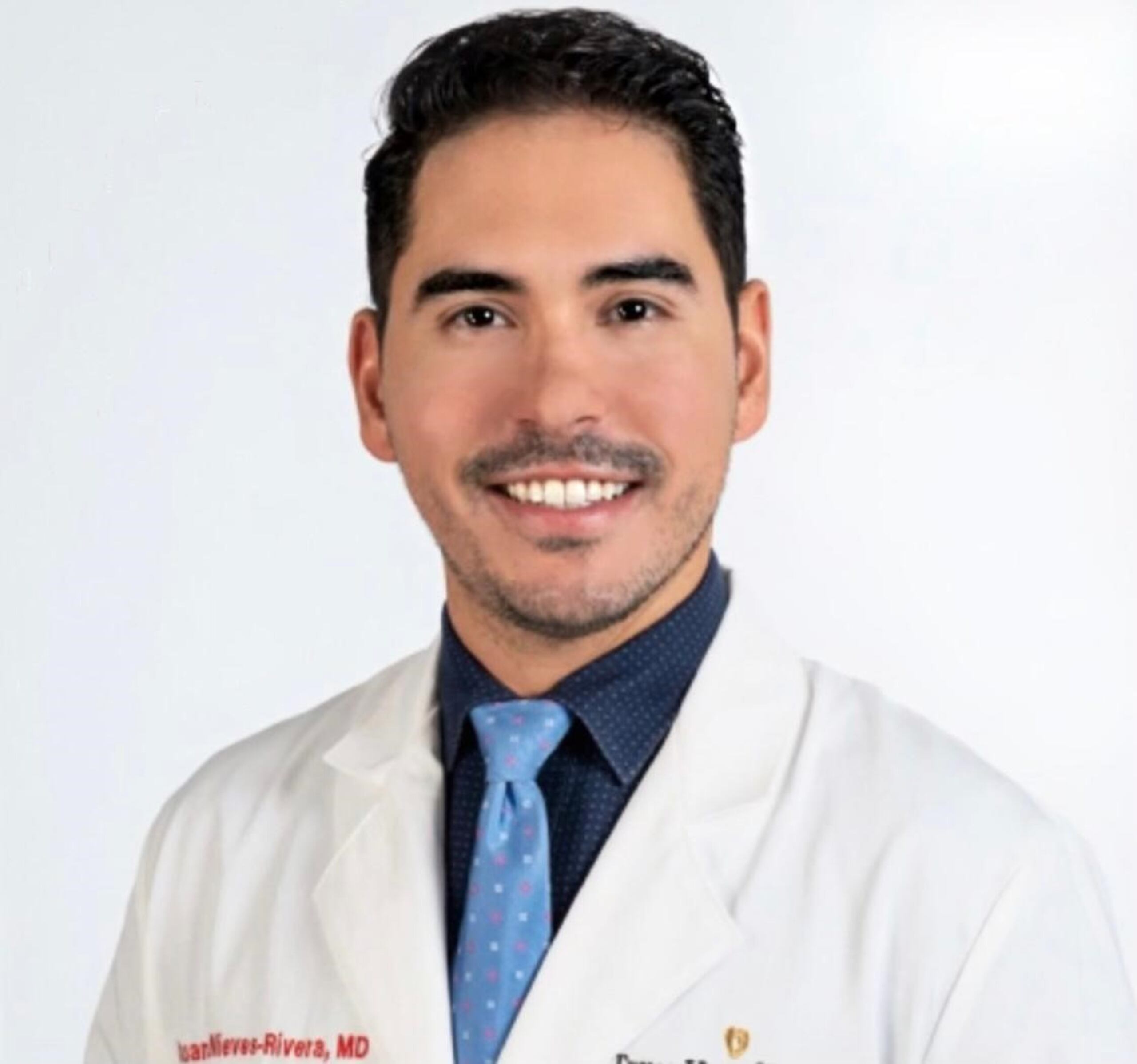 Dr. Juan Nieves, cardiólogo y especialista en fallo cardiaco.
