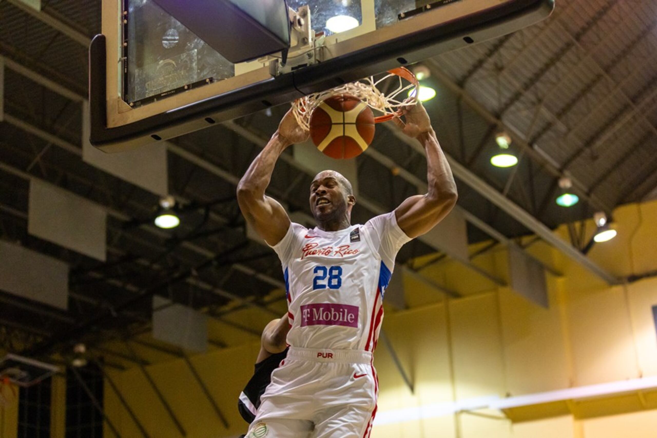 Ysmael Romero lideró la ofensiva de Puerto Rico con 22 puntos y cinco rebotes.