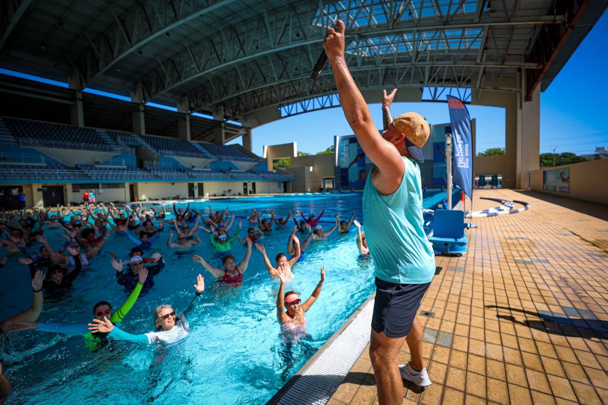 La tercera fase de las mejoras que se estarán llevando a cabo, contemplan la rehabilitación completa del Natatorio, la reparación de los daños ocasionados por los huracanes y se estarán añadiendo también nuevas mejoras en áreas del exterior, piscinas, gradas, concesionarios, baños y oficinas.
