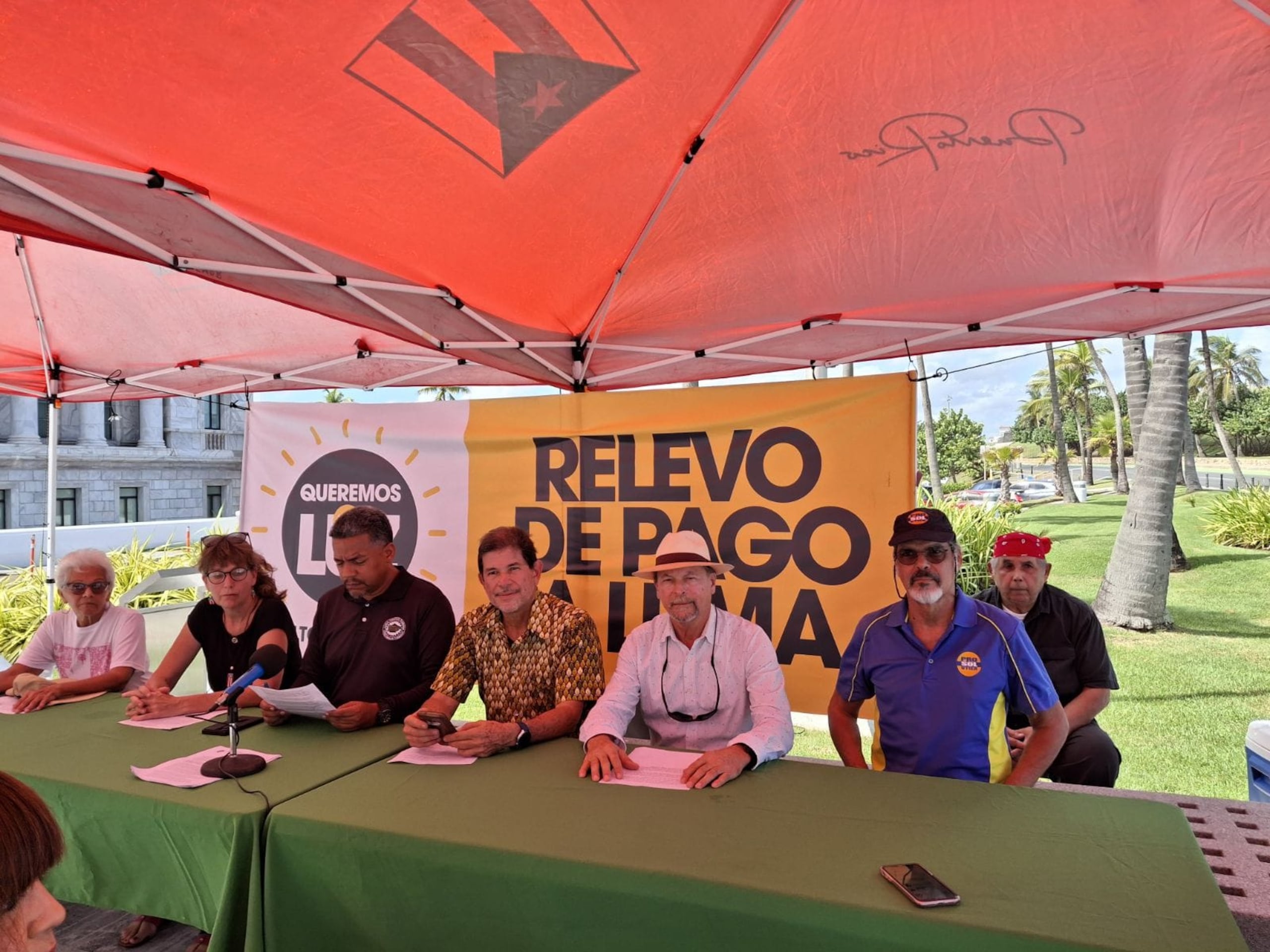 La organización Queremos Luz realizó una conferencia de prensa.
