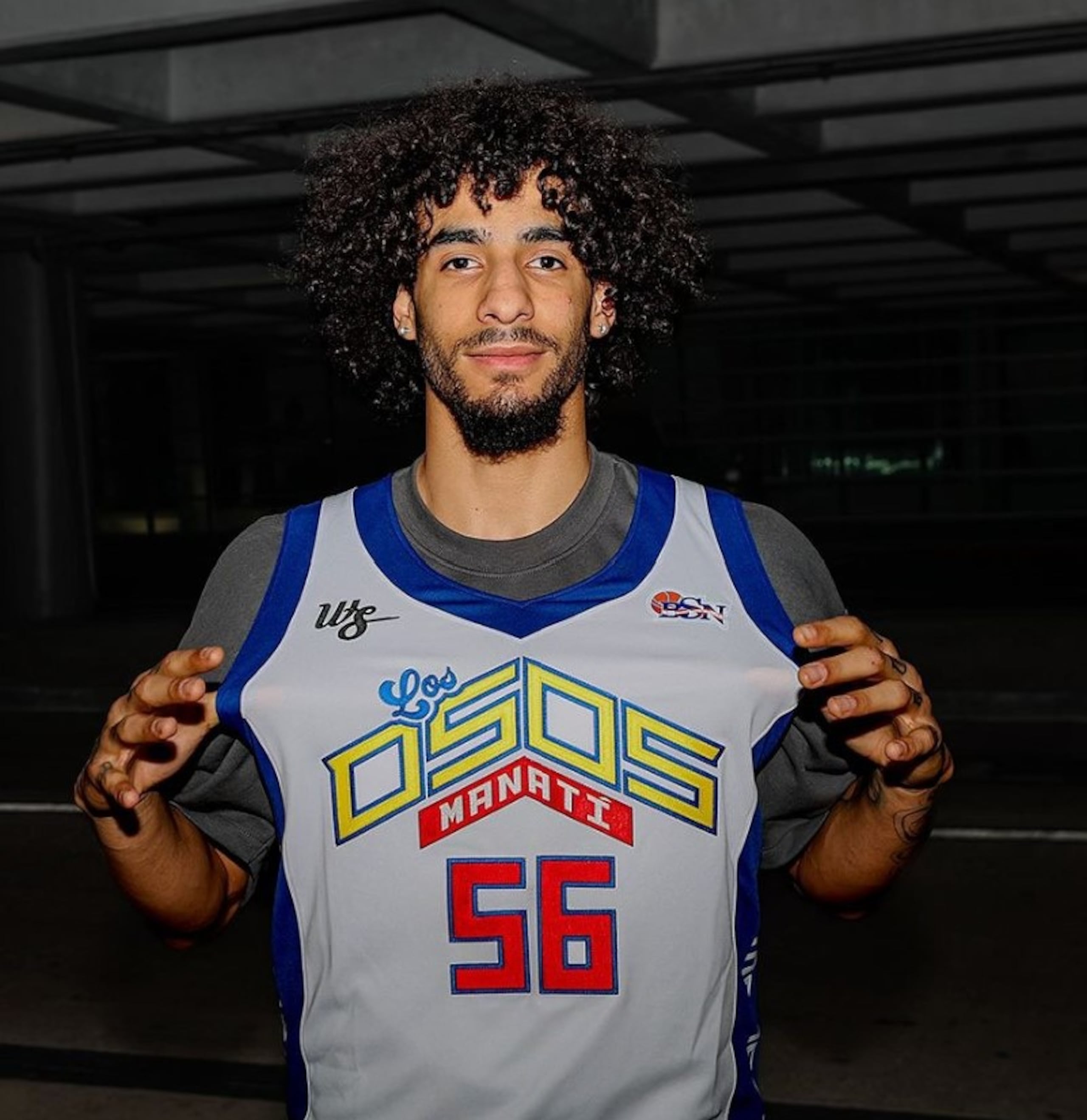 Jhivvan Jackson es hijo de Leroy Jackson y nieto de Flor Meléndez.