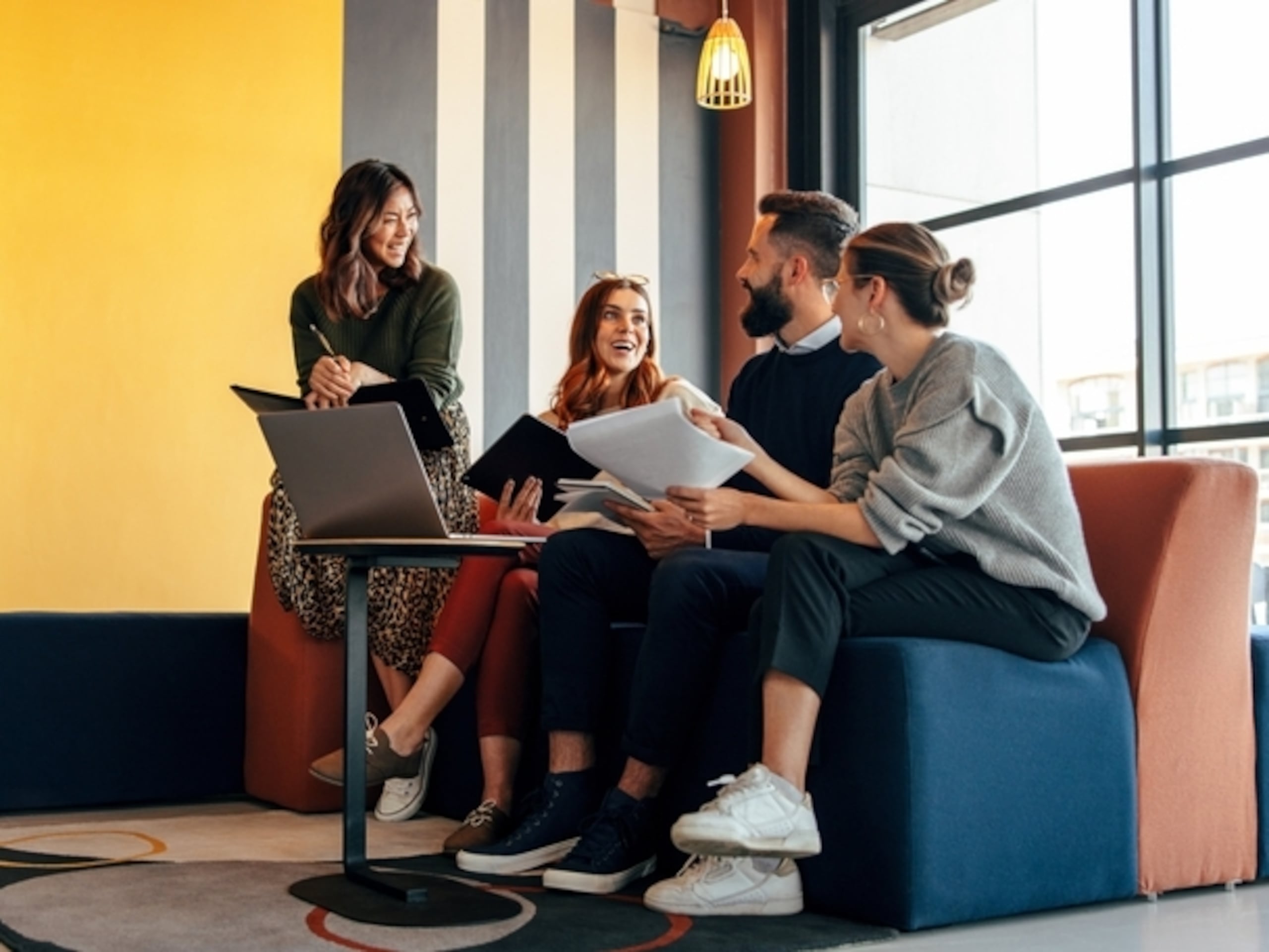 Un equipo que no comparte información, no entiende las herramientas que tiene a su disposición o no conecta entre generaciones, es un equipo que pierde oportunidades.
