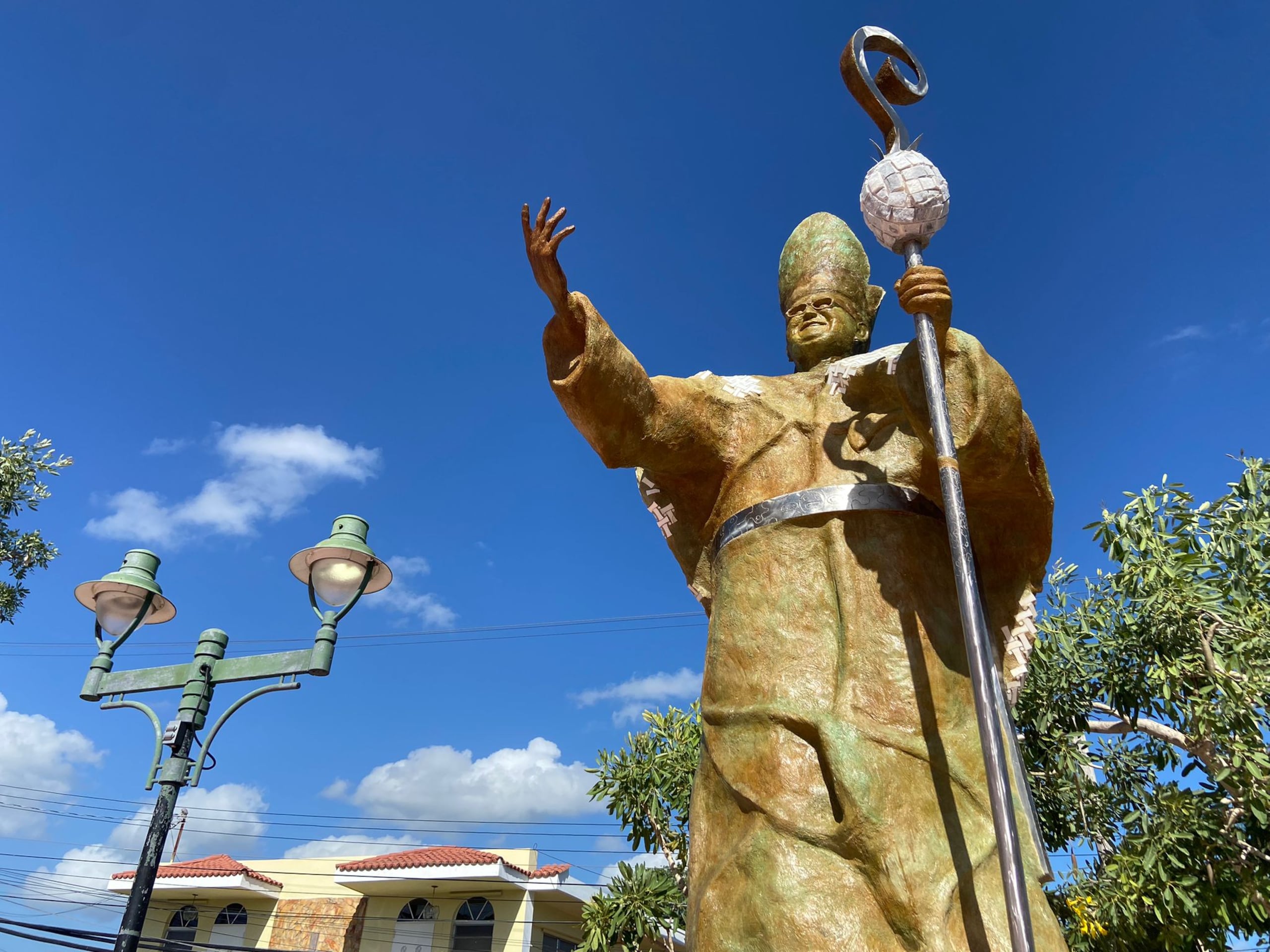La inauguración del monumento conmemorativo del cardenal Luis Aponte Martínez se realizará en la plaza de recreo de Lajas, el primero de julio.