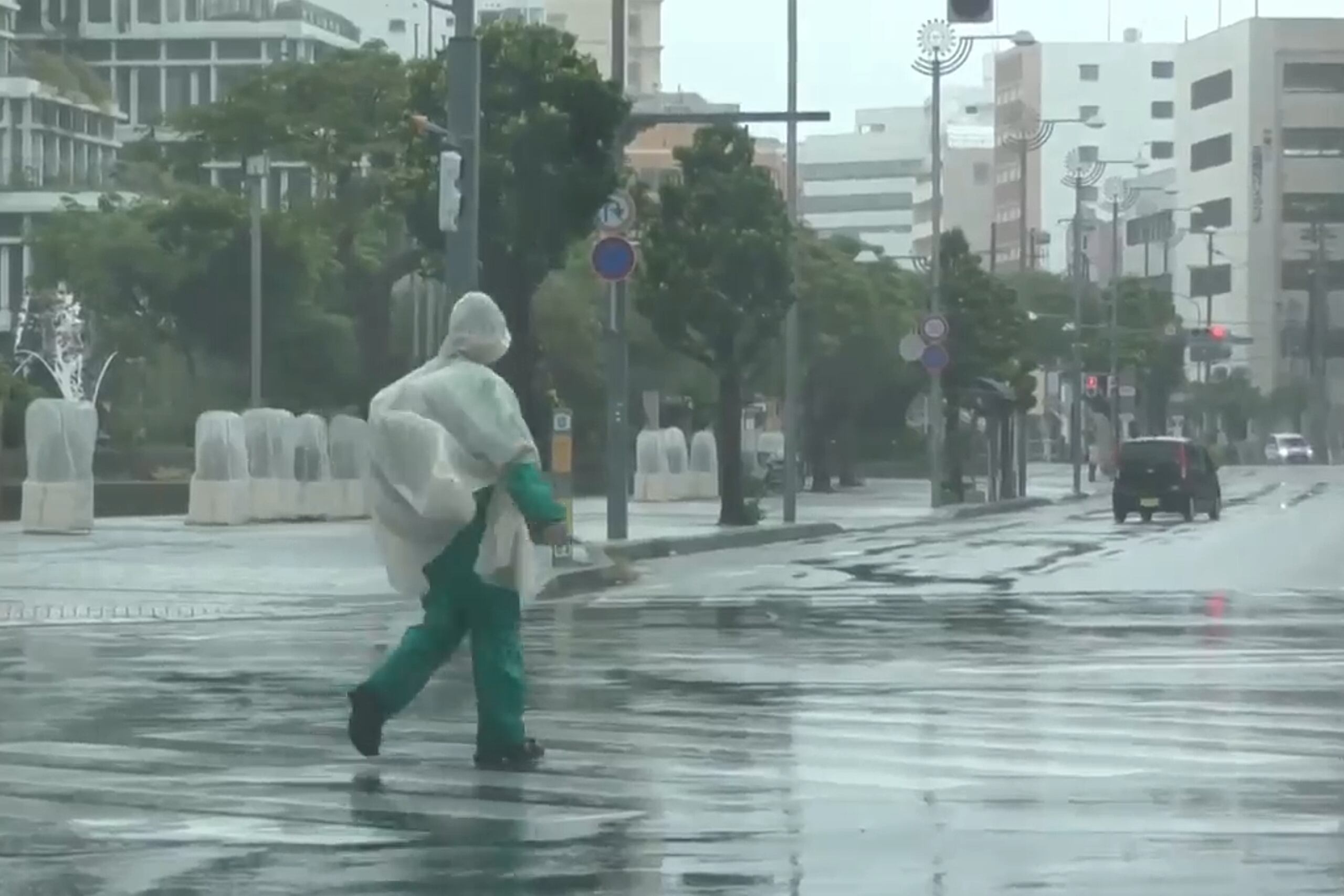 Imagen de la cobertura de: Tifón impacta la costa oriental de China
