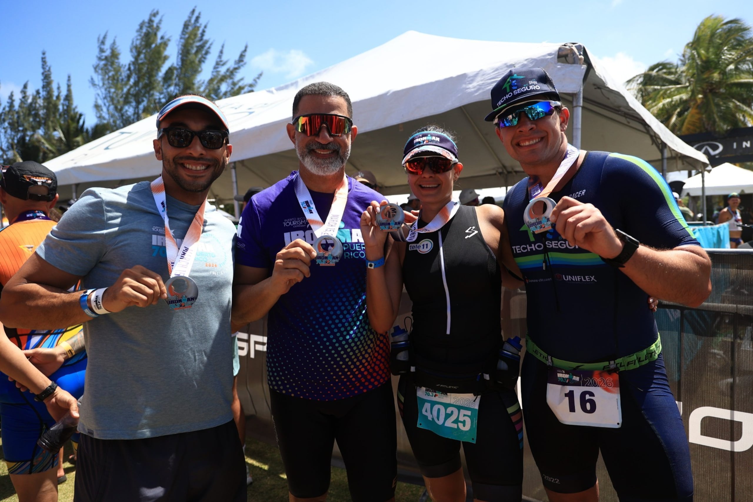 Carlos Tolentino, Joel Nieves, Andrea Rivera compitieron como equipo, mientras que Pepe Calderón realizó las tres etapas de la prueba.