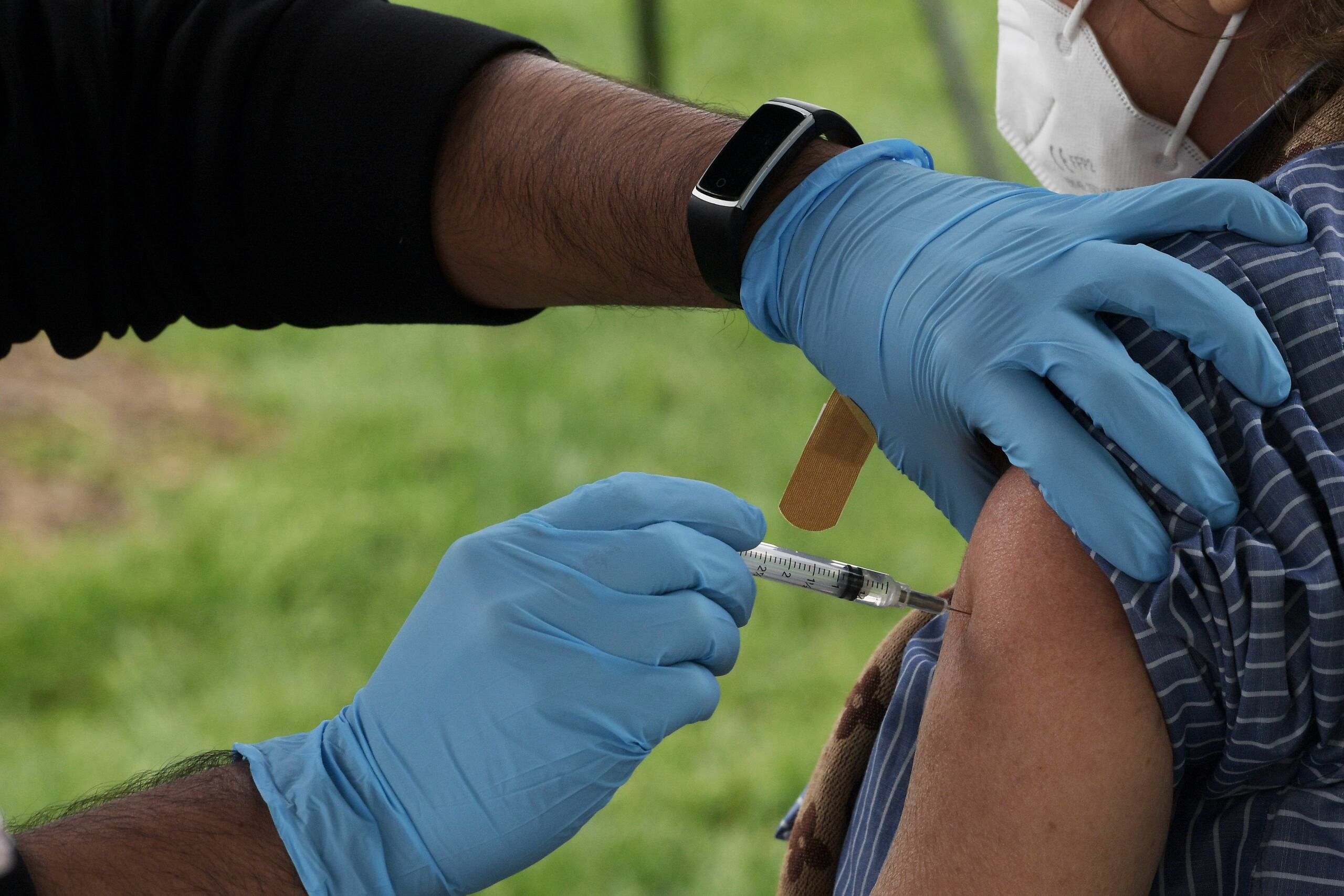 La actualización epidemiológica subraya que más del 71 % de los casos confirmados en la región no estaban vacunados y que otro 18 % no tenía registro de vacunación.