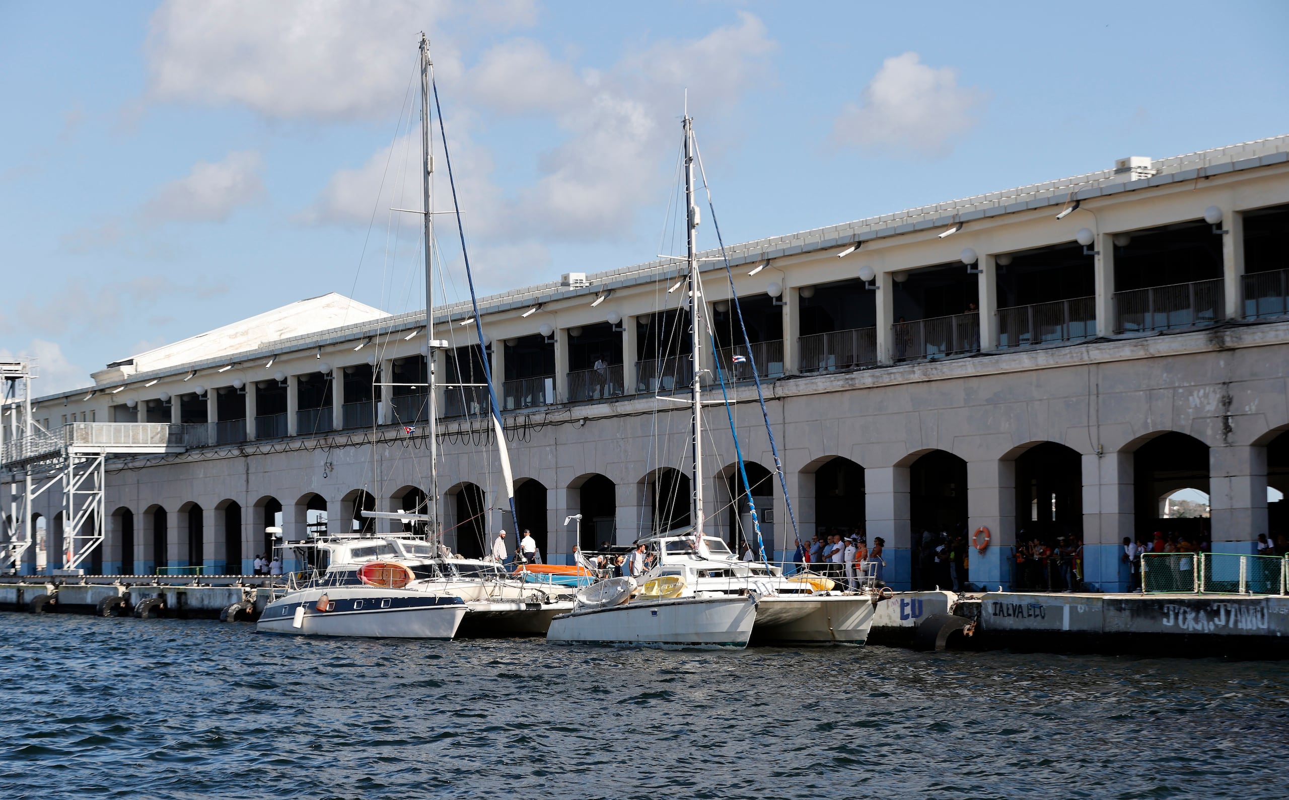 El objetivo del convoy era poner el foco en la situación de Cuba bajo el bloqueo petrolero de Estados Unidos.