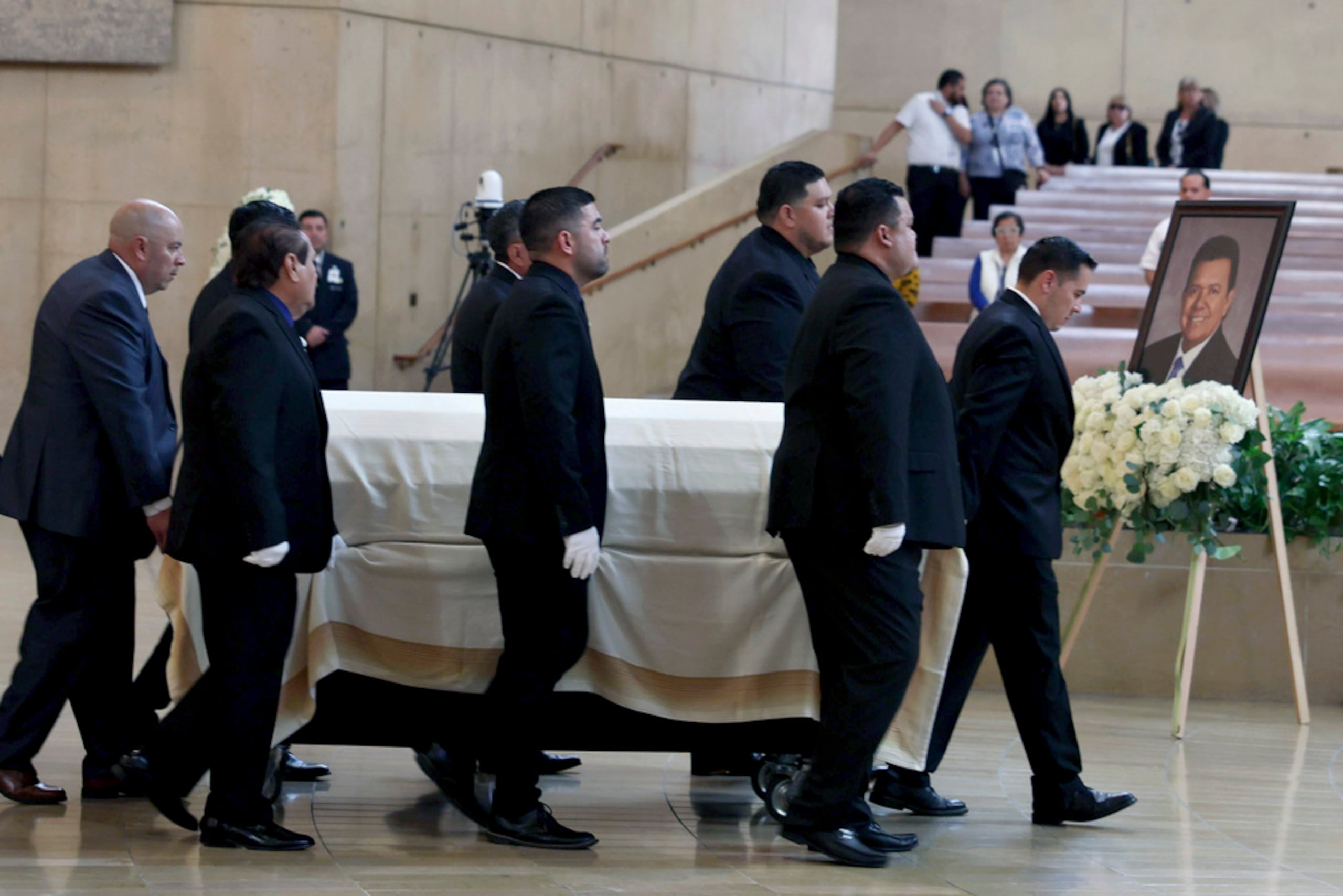La semana pasada se ofició una misa pública en la Catedral de Nuestra Señora de los Ángeles en el centro de Los Ángeles.