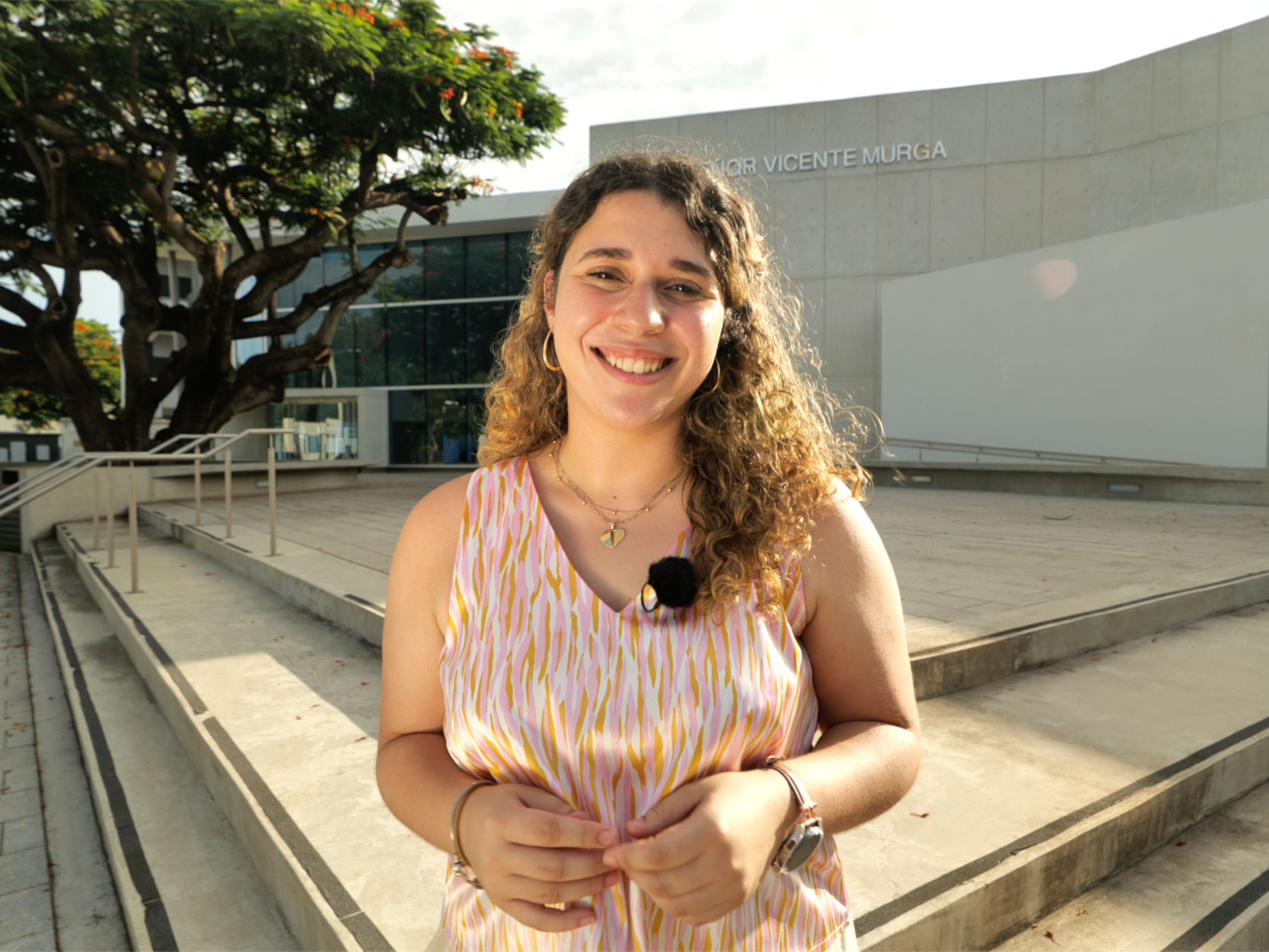 Angelís Salgado Reyes compartió su experiencia para que otros estudiantes conozcan y aprovechen las oportunidades educativas disponibles, como las Pruebas de Nivel Avanzado (PNA) y la prueba de admisión universitaria PAA, que ofrece College Board.