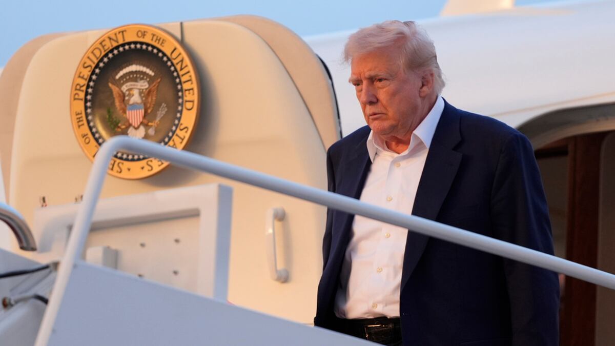 El enfrentamiento cara a cara de Trump y el primer ministro de Canadá: “Nunca estará a la venta” - Primera Hora