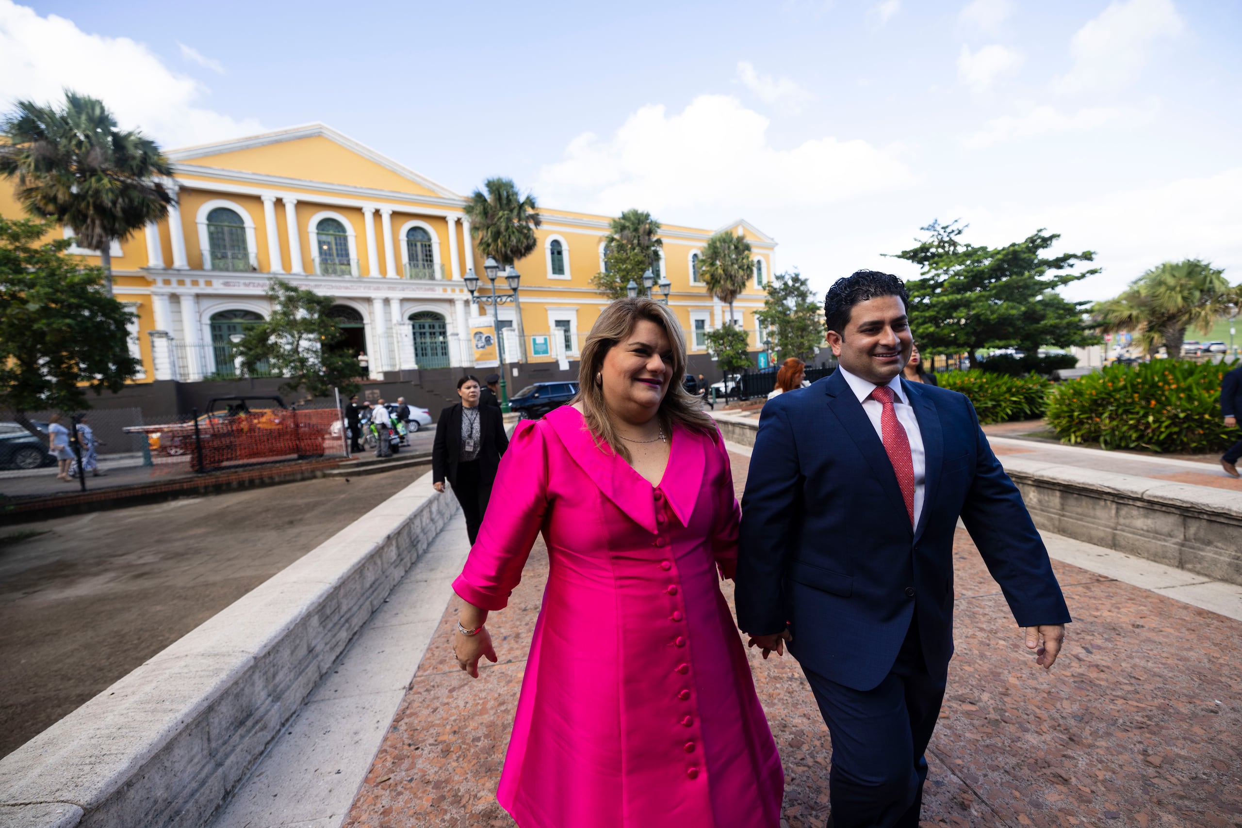 13 de enero de del 2025 – Cuartel de Ballaja - San Juan PR - Juramentación del Alcalde Miguel Romero en su segundo termino. En la foto La gobernadora Jenniffer Gonzalez junto a su esposo Jose Jovin Vargas.
Foto por:
Xavier Araújo | GFR Media
xavier.araujo@gfrmedia.com
Araujo