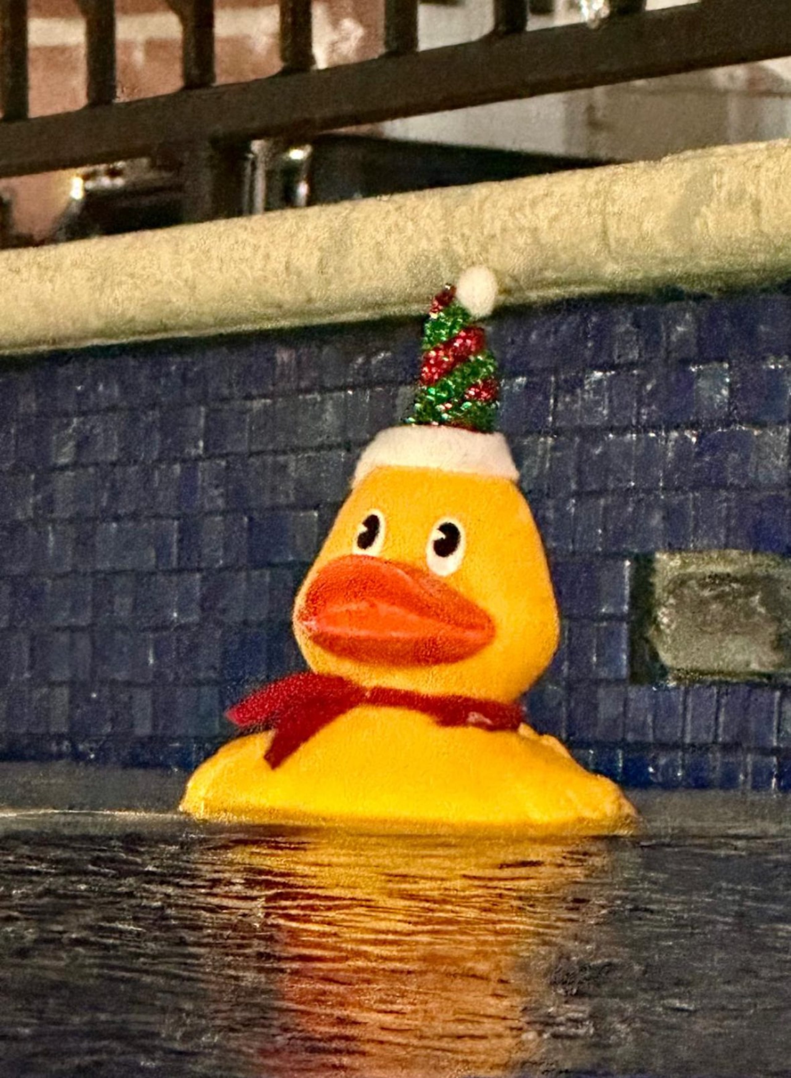 El alcalde compartió imágenes y vídeos del robo.