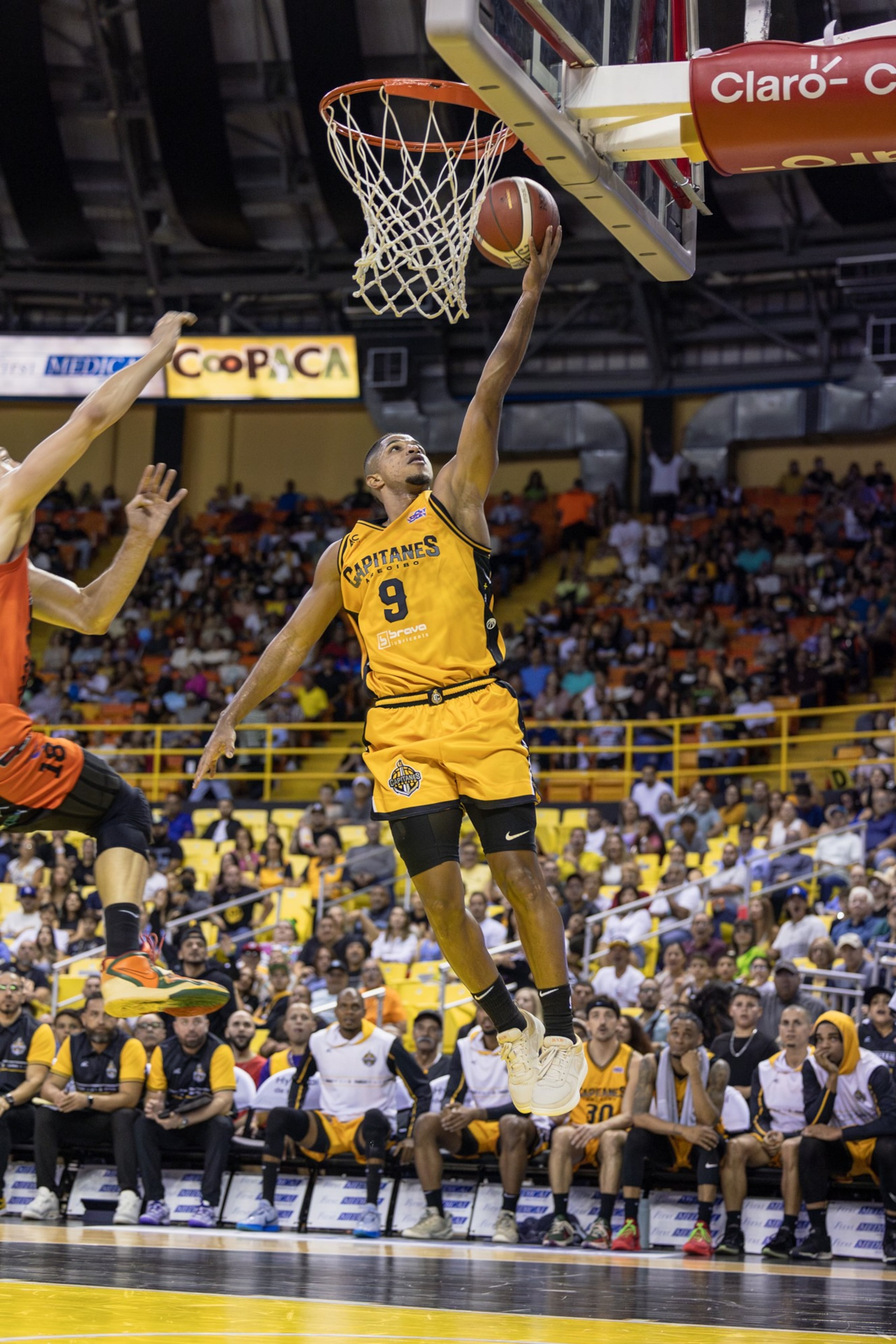 Alfonso Plummer es el tercer mejor anotador del torneo con medias de 22.7 puntos por juego y líder en triples anotados con 4.3 por cotejo y una efectividad de 62% en esos tiros. (Suministrada / Raymond Mercado / Talento Real)