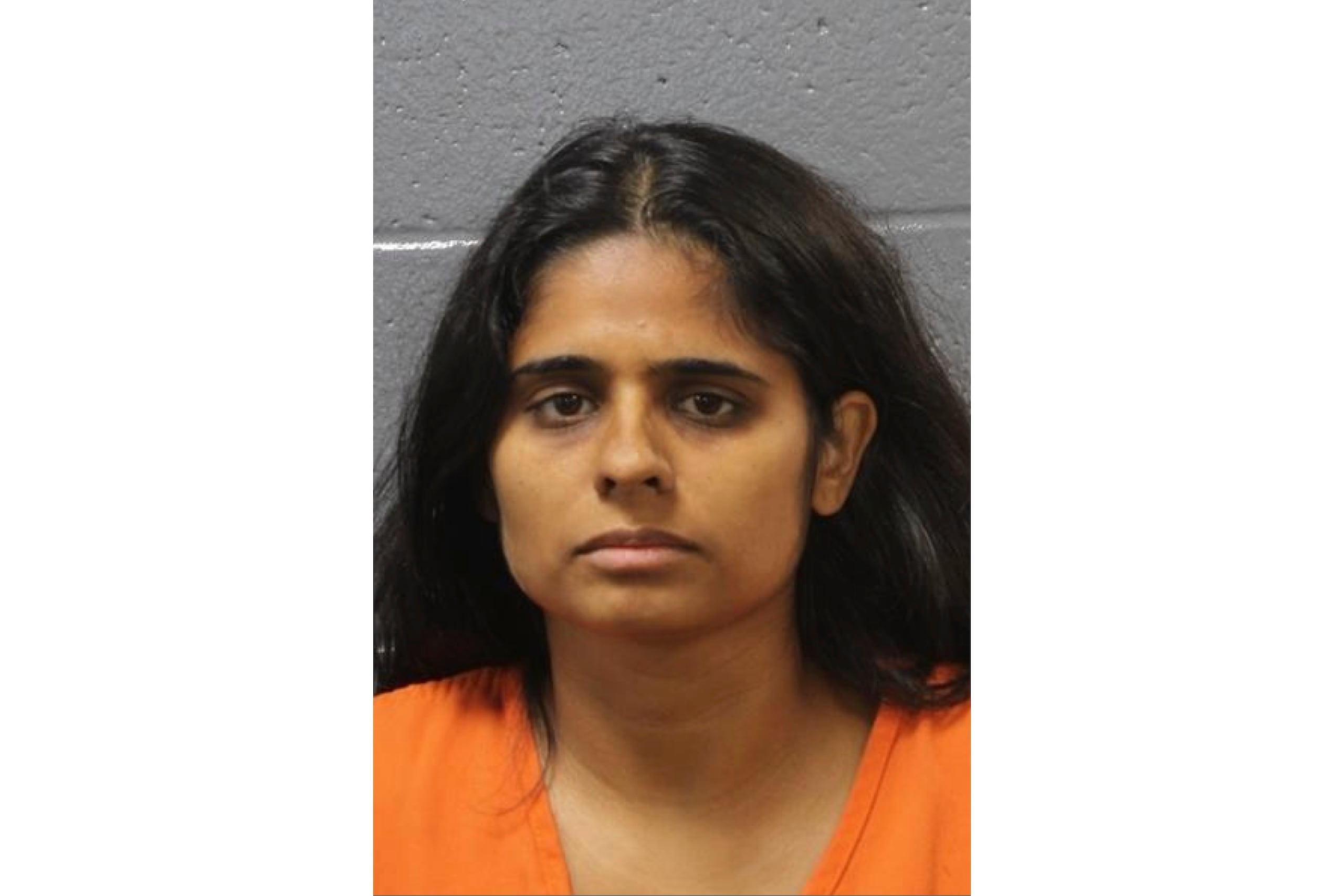 La mujer fue arrestada sin derecho a fianza.