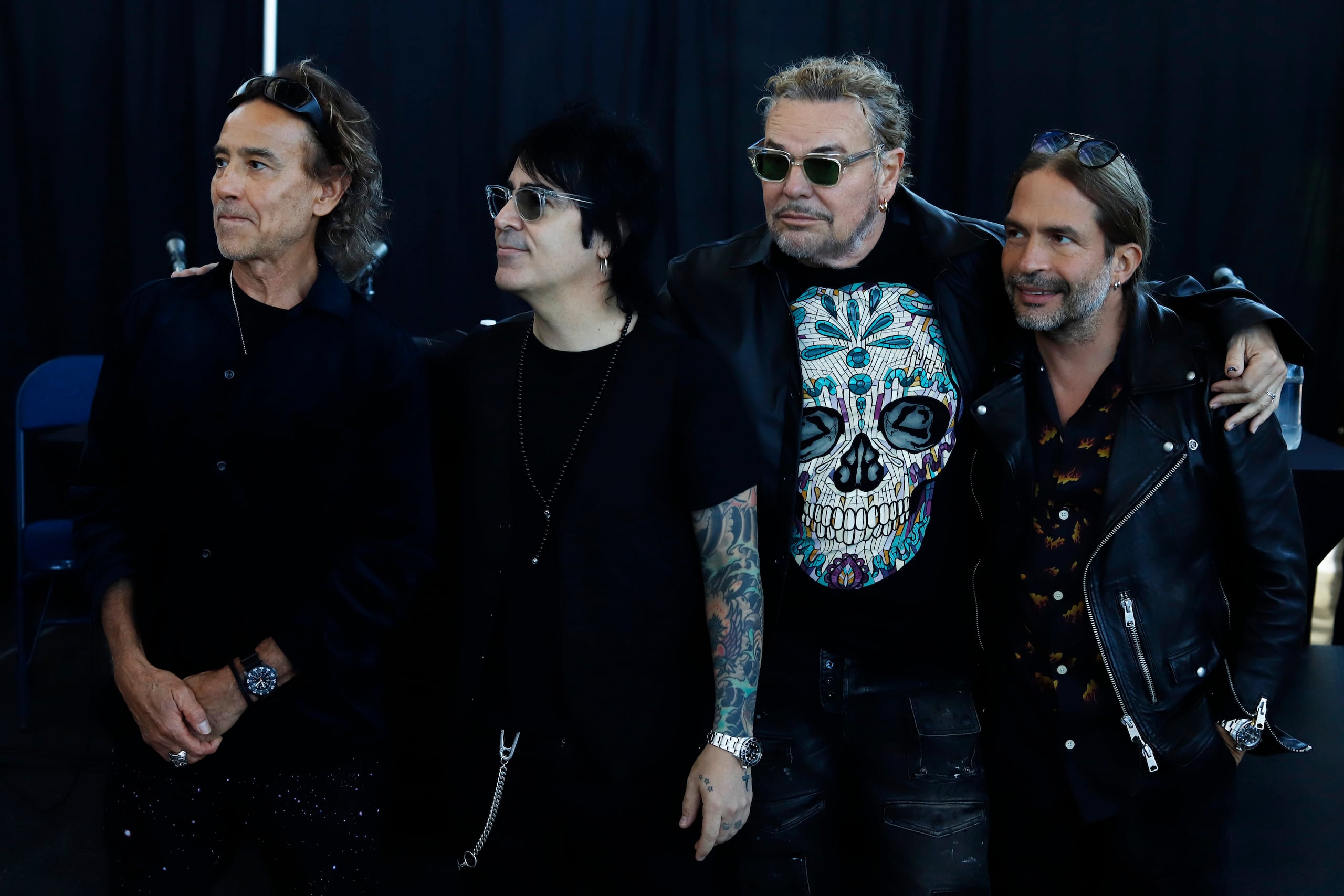 Los integrantes de la agrupación mexicana de rock y pop Maná, desde la izquierda: Juan Calleros, Alex González, Fher Olivera, y Sergio Vallín posan para fotos. Imagen de archivo. EFE/ Thais Llorca