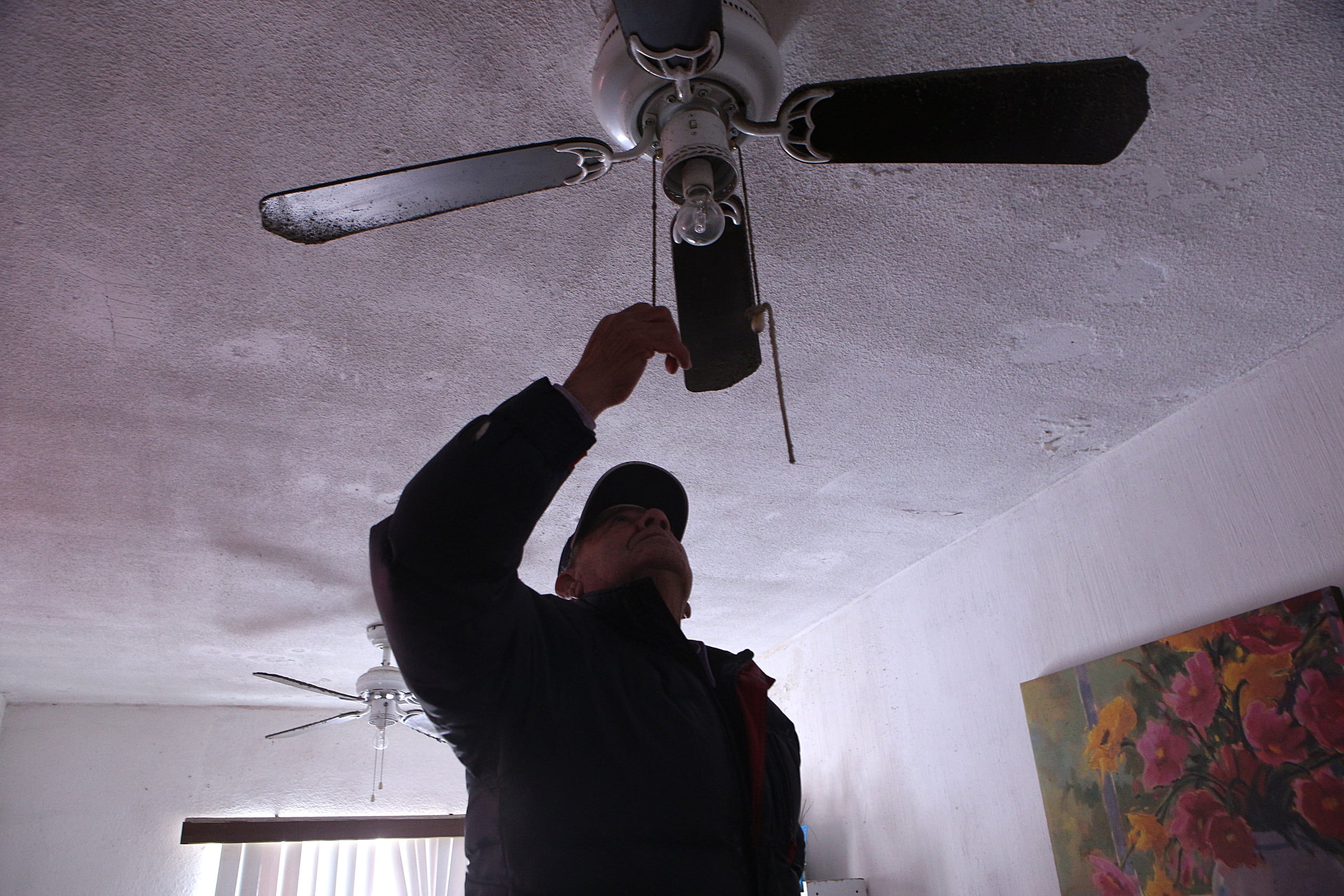 Los apagones masivos de ayer en México se dieron  tras registrarse una demanda máxima de 49.887 megavatios (MW) y un margen de reserva operativa de 3%.