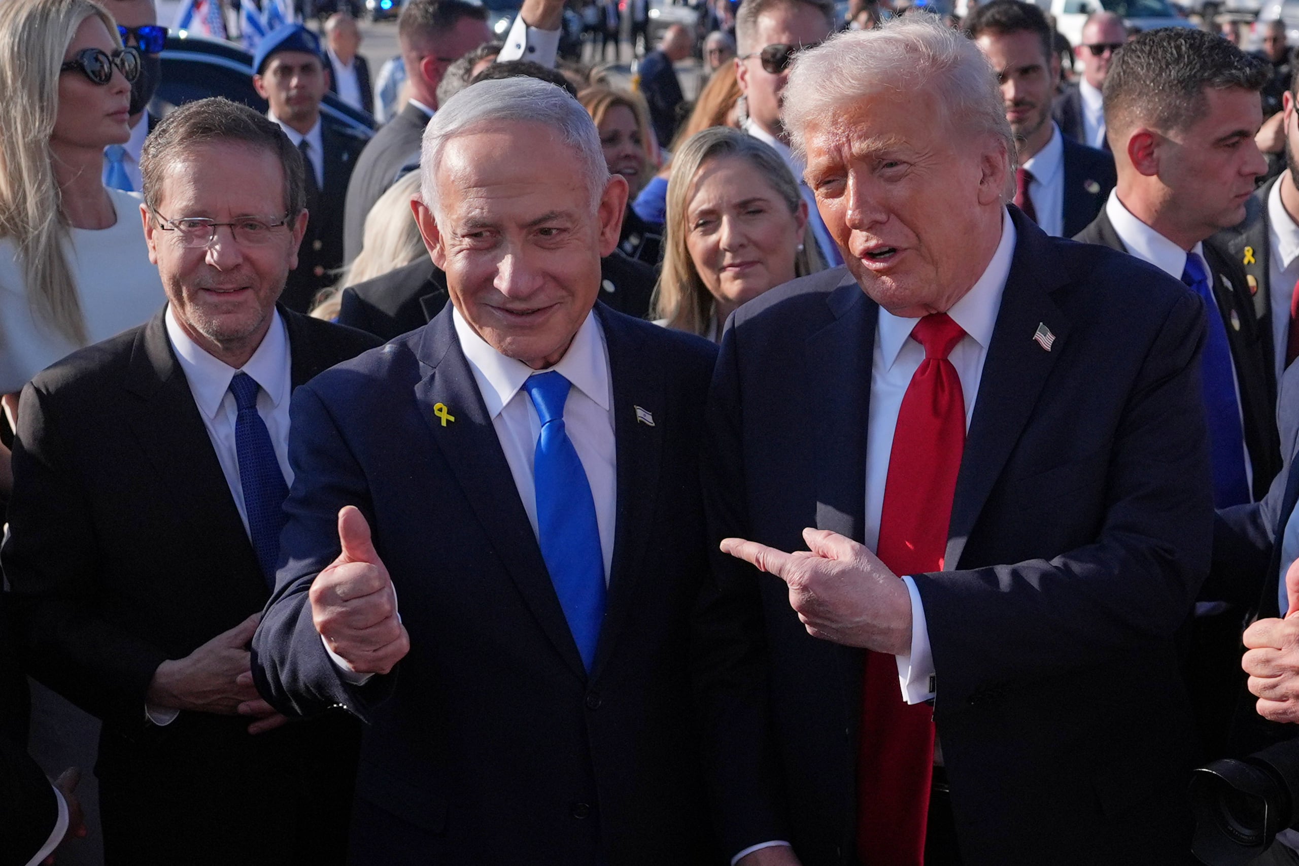 La tensión surge mientras Trump critica recientes ataques israelíes contra Líbano que amenazan con poner en riesgo las negociaciones entre Washington y Teherán.
