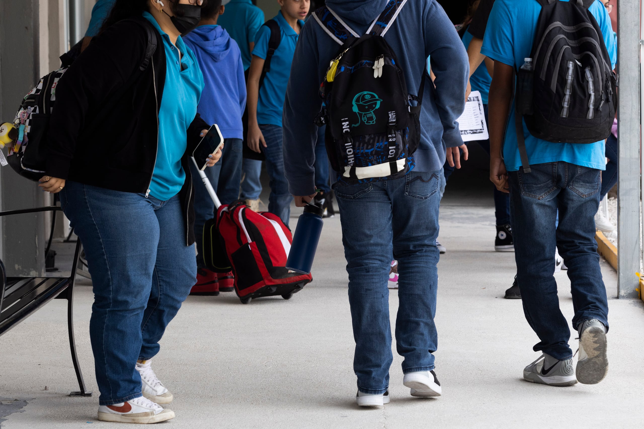 Según Hernández, la medida establece que el Departamento de Educación (DE) “deberá formalizar en un periodo de cinco años una Escuela Pública de Inclusión por municipio”.