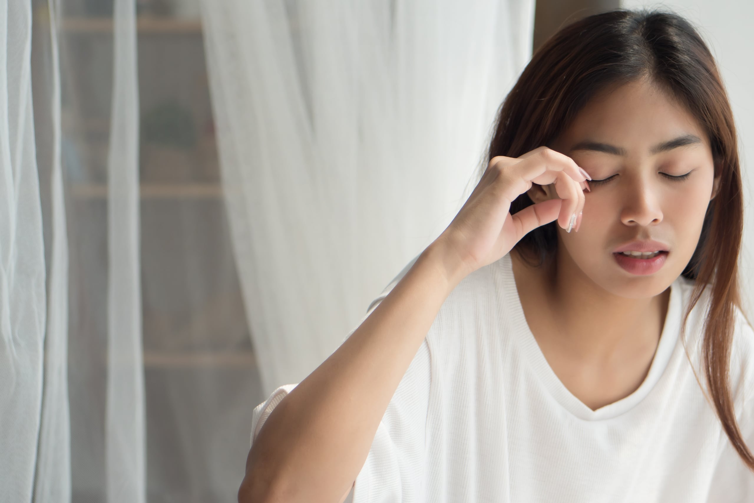 Aunque la sensación puede parecer fuerte, la mayoría de las veces es imperceptible para quien observa a la persona que la siente.