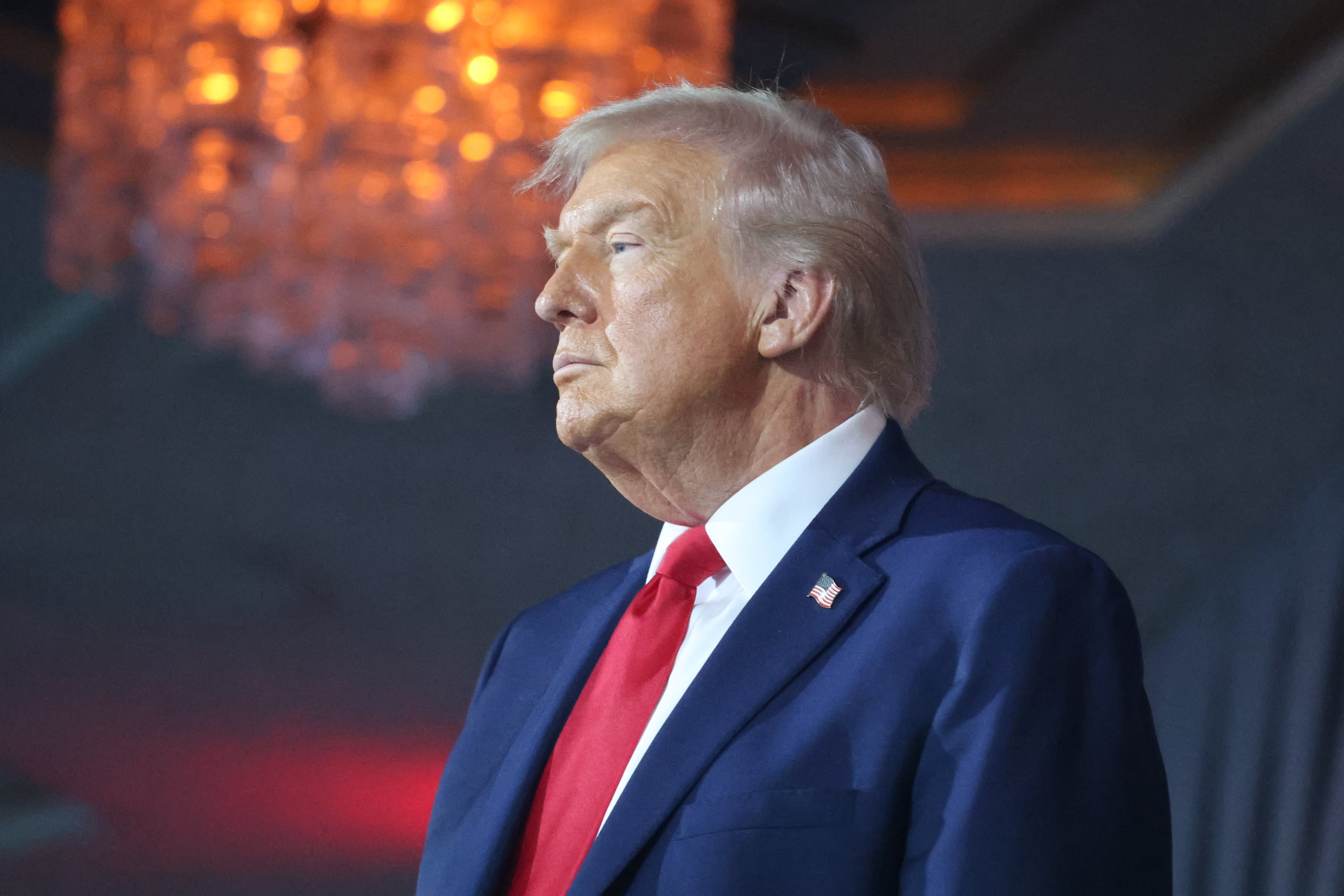 Trump mostró su fascinación por este modelo asegurando que son "increíbles" y justificó su decisión diciendo que "son económicos, seguros y de bajo consumo".