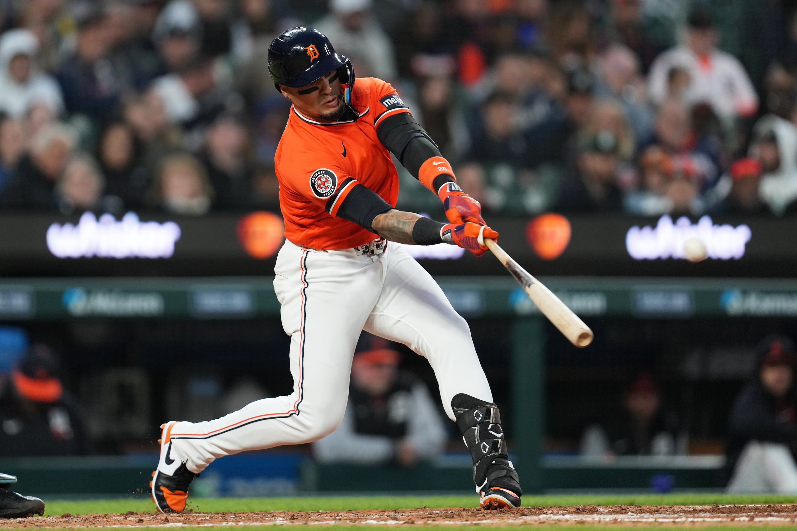 Javier Báez conecta su primer jonrón de la campaña 2026 con los Tigers de Detroit.