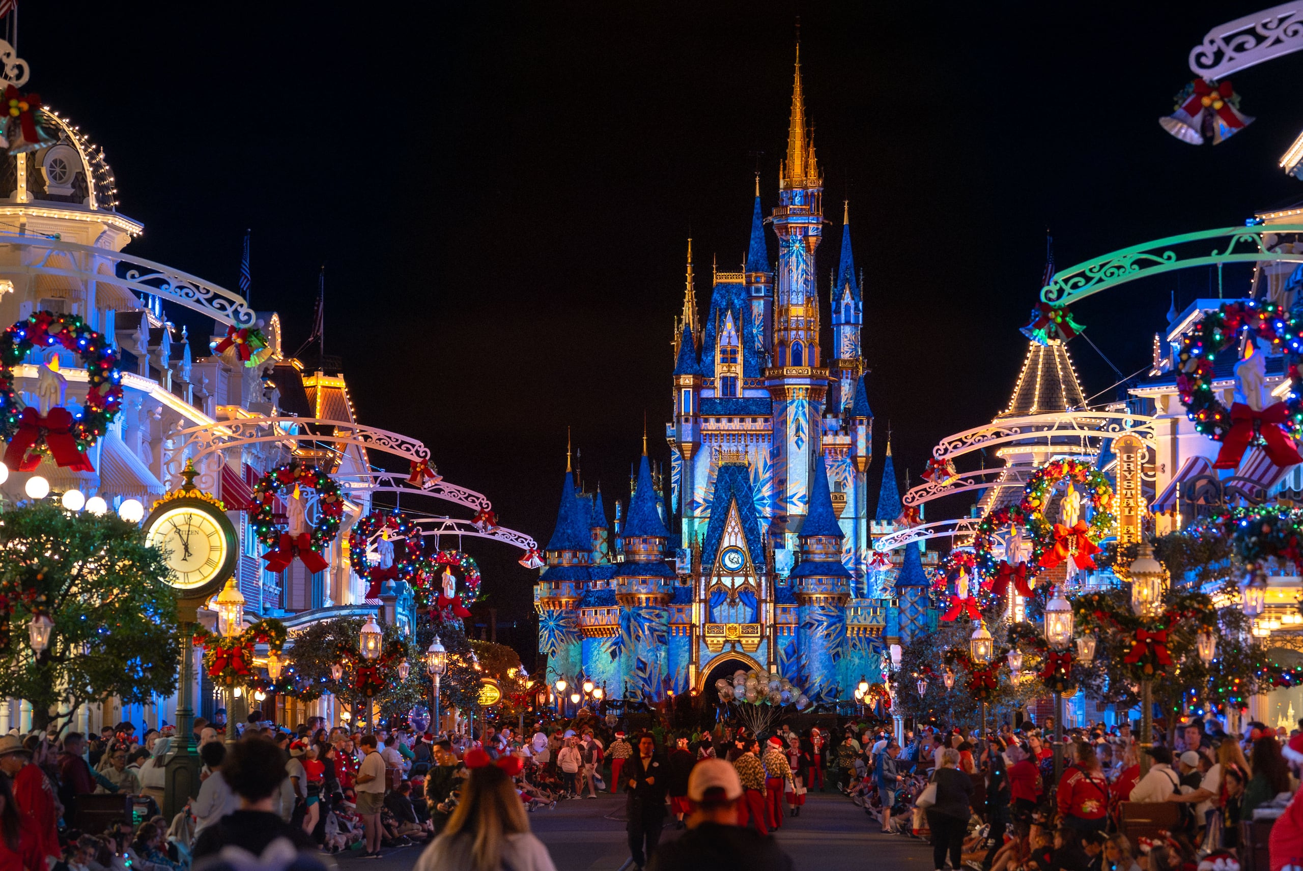 A partir de noviembre, Walt Disney World Resort se vestirá de gala con decenas de espectáculos y atracciones festivos para chicos y grandes.