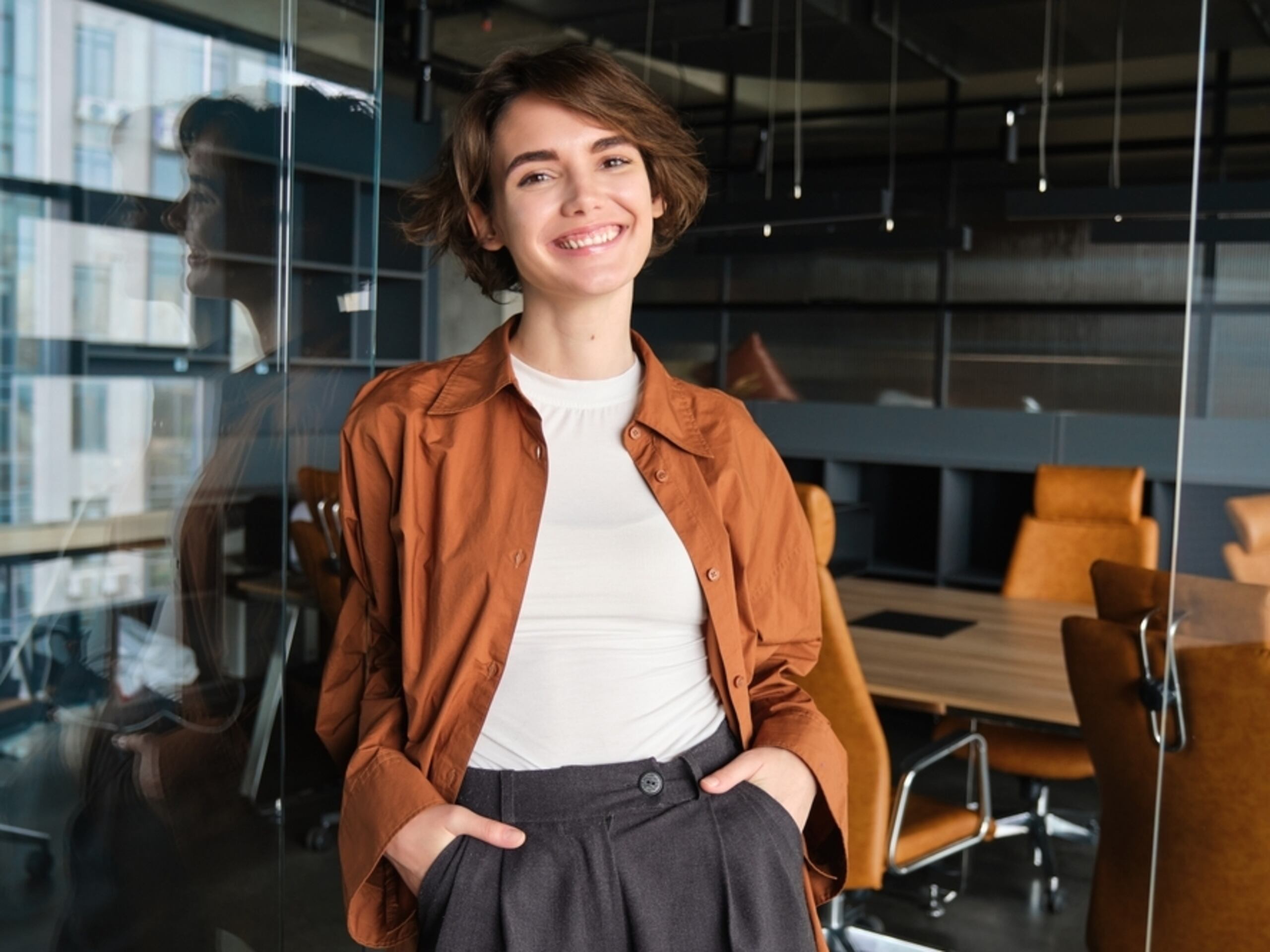 Si tu enfoque es poder insertarte rápido en el mundo laboral, te hablamos de los certificados, microcredenciales, grados asociados y las carreras cortas, ya que pueden ser opciones para tu futuro inmediato.