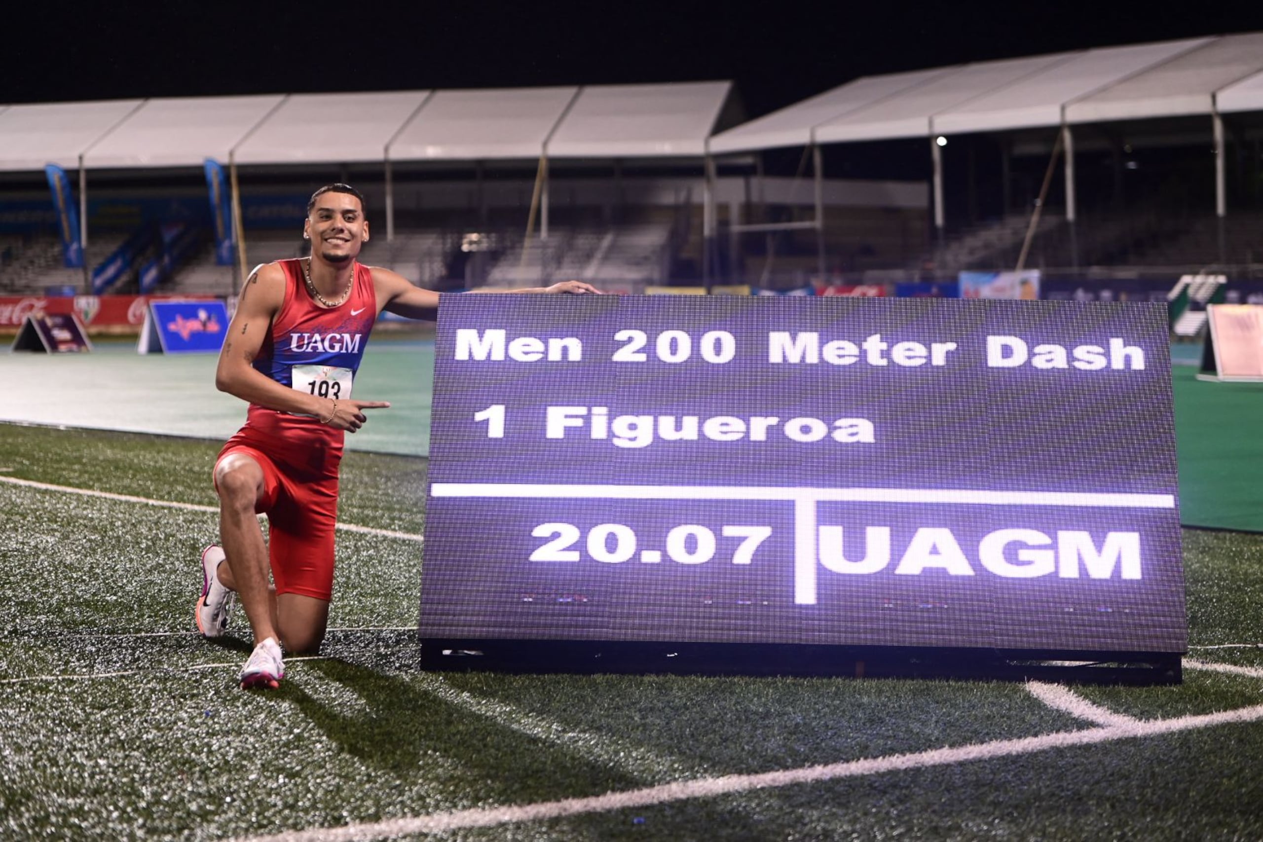 José Figueroa no solo marcó un nuevo récord para las Justas, sino también una nueva marca nacional.