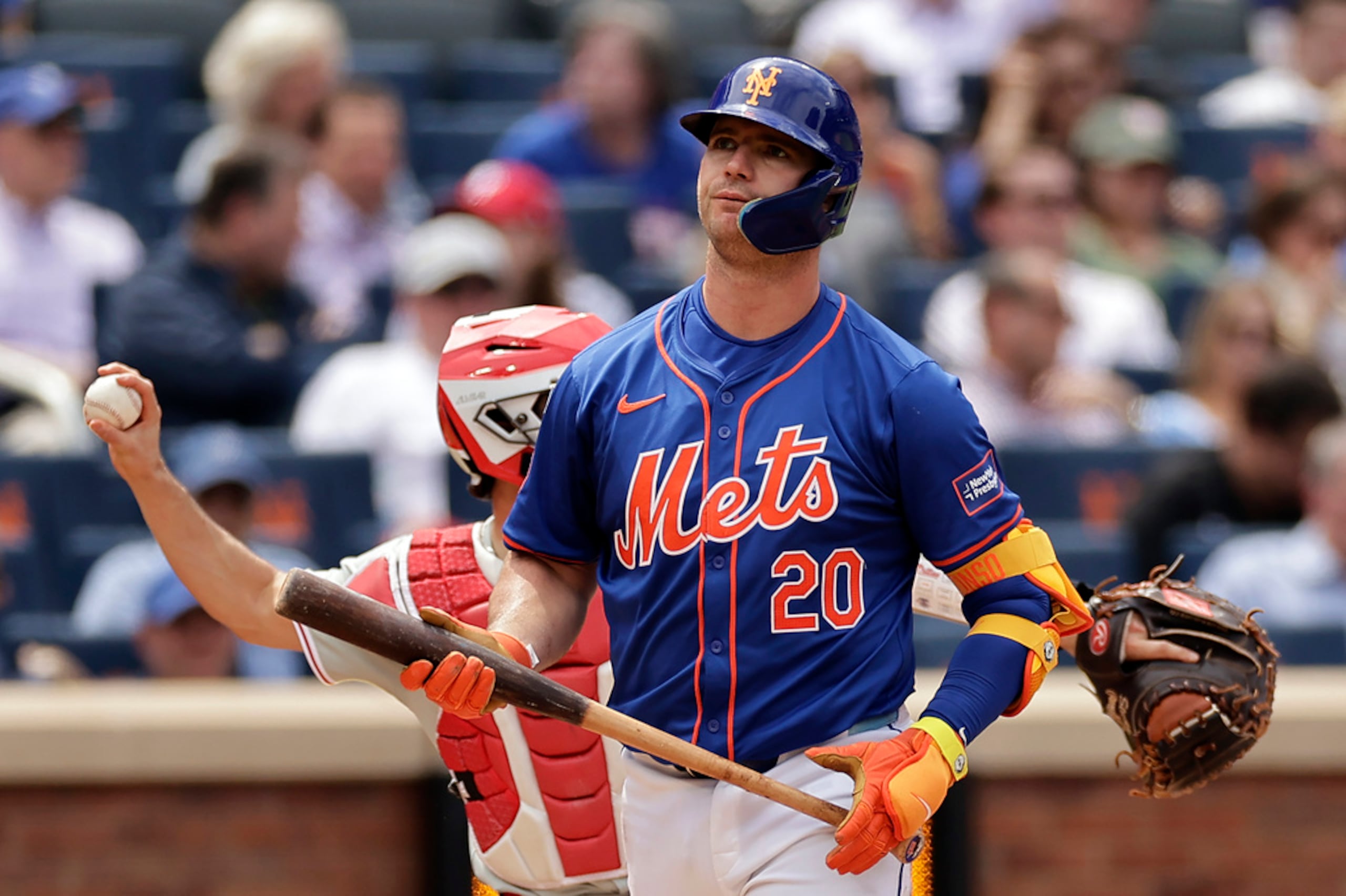 Pete Alonso reacciona después de poncharse en la quinta entrada.