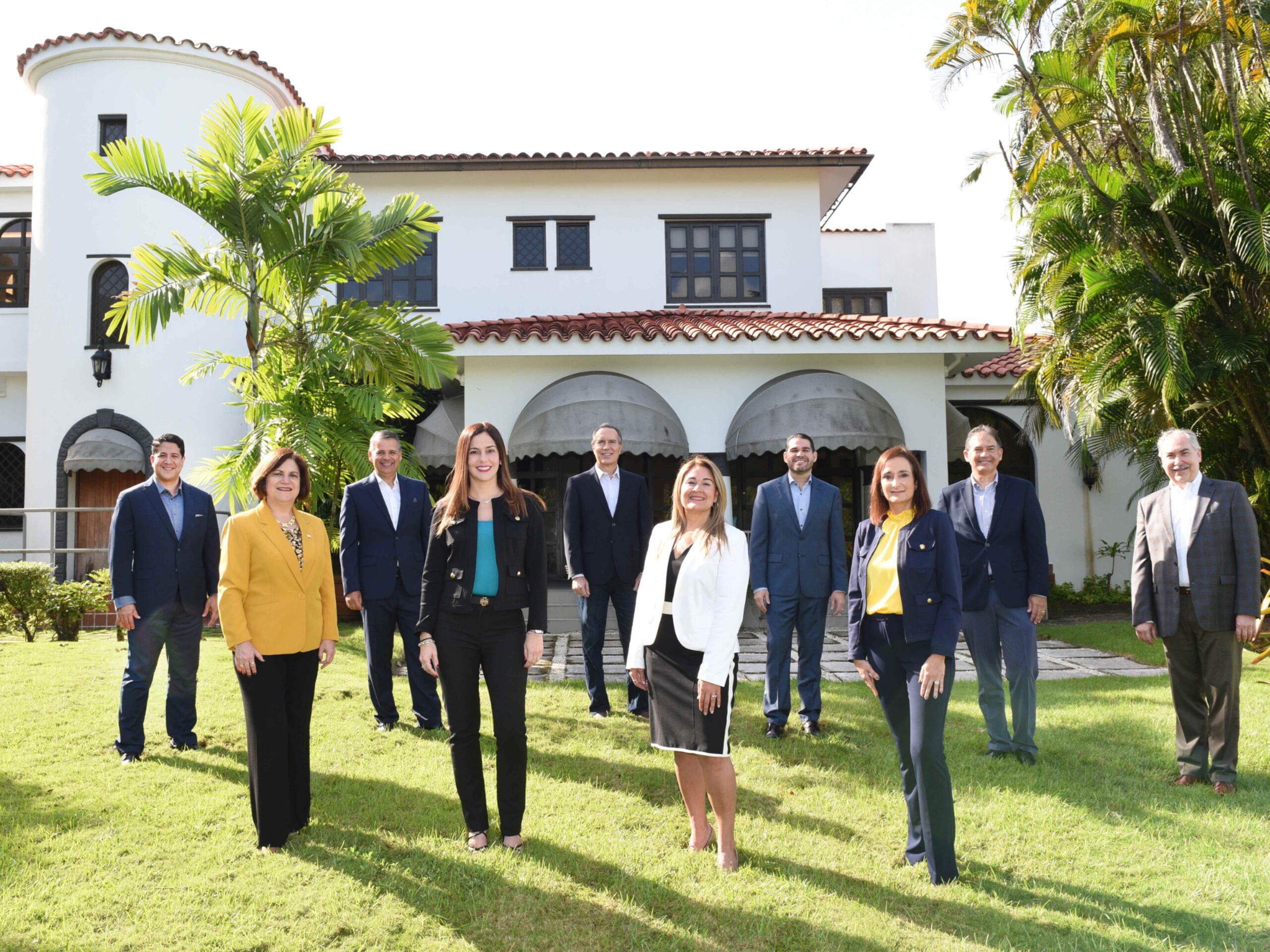 Grupo de socios de RSM Puerto Rico.