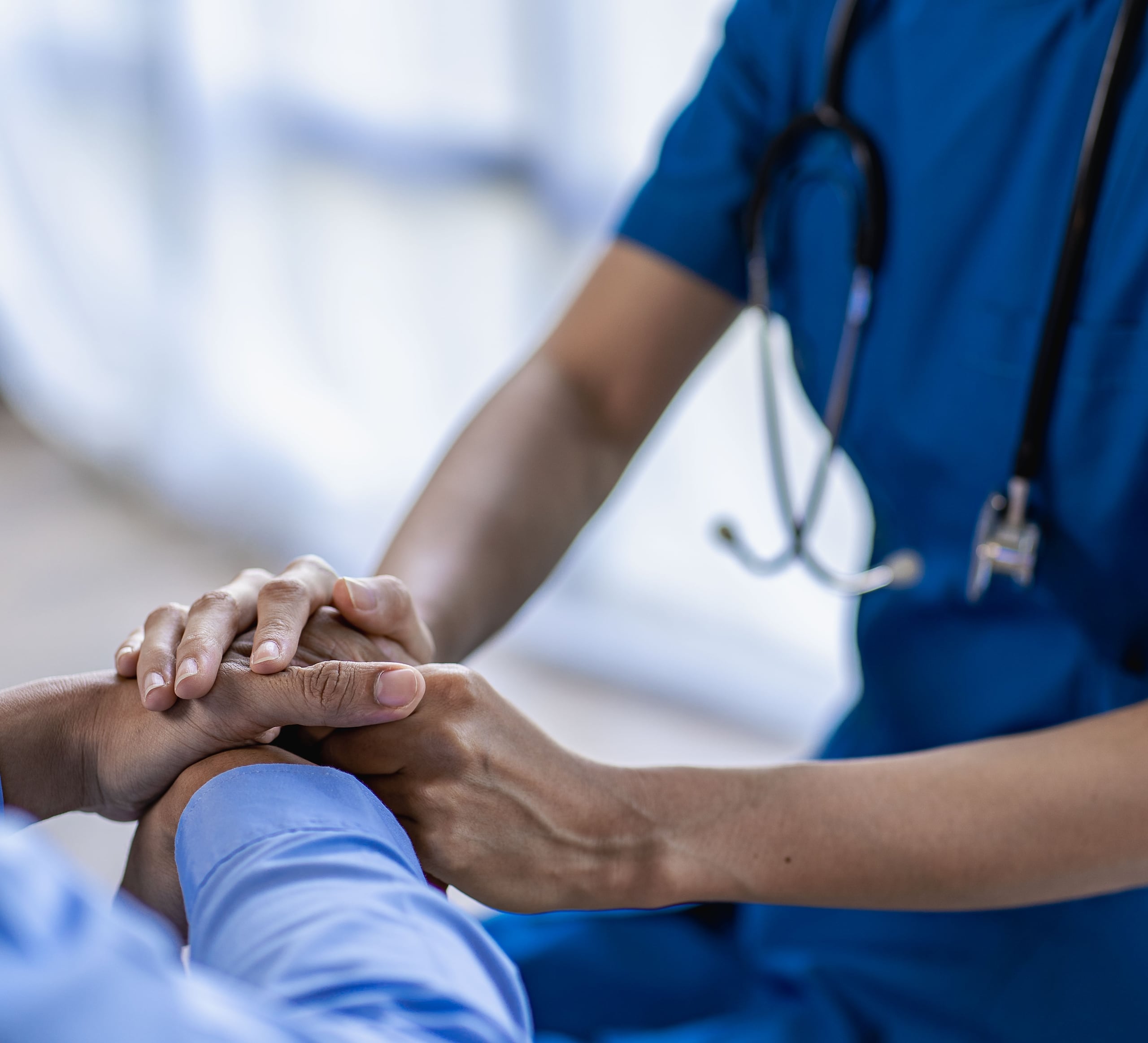 La Asociación Americana de Urología recomienda empezar los chequeos a los 45 años, pero, en el caso de los hombres de raza negra, se les recomienda a los 40.