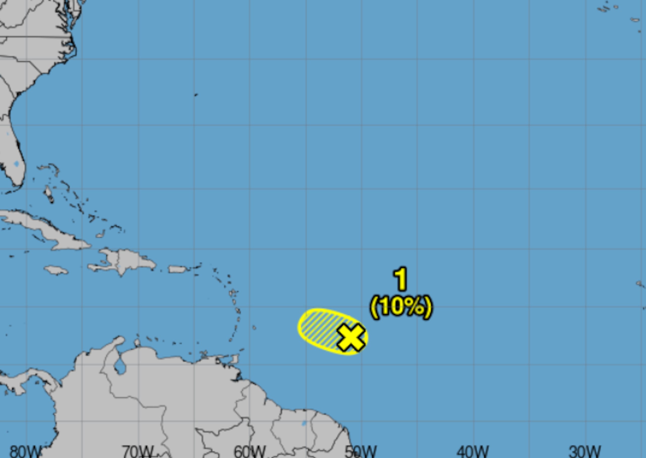 La onda tropical catalogada como Invest 94L perdió organización la tarde del lunes. (NOAA)