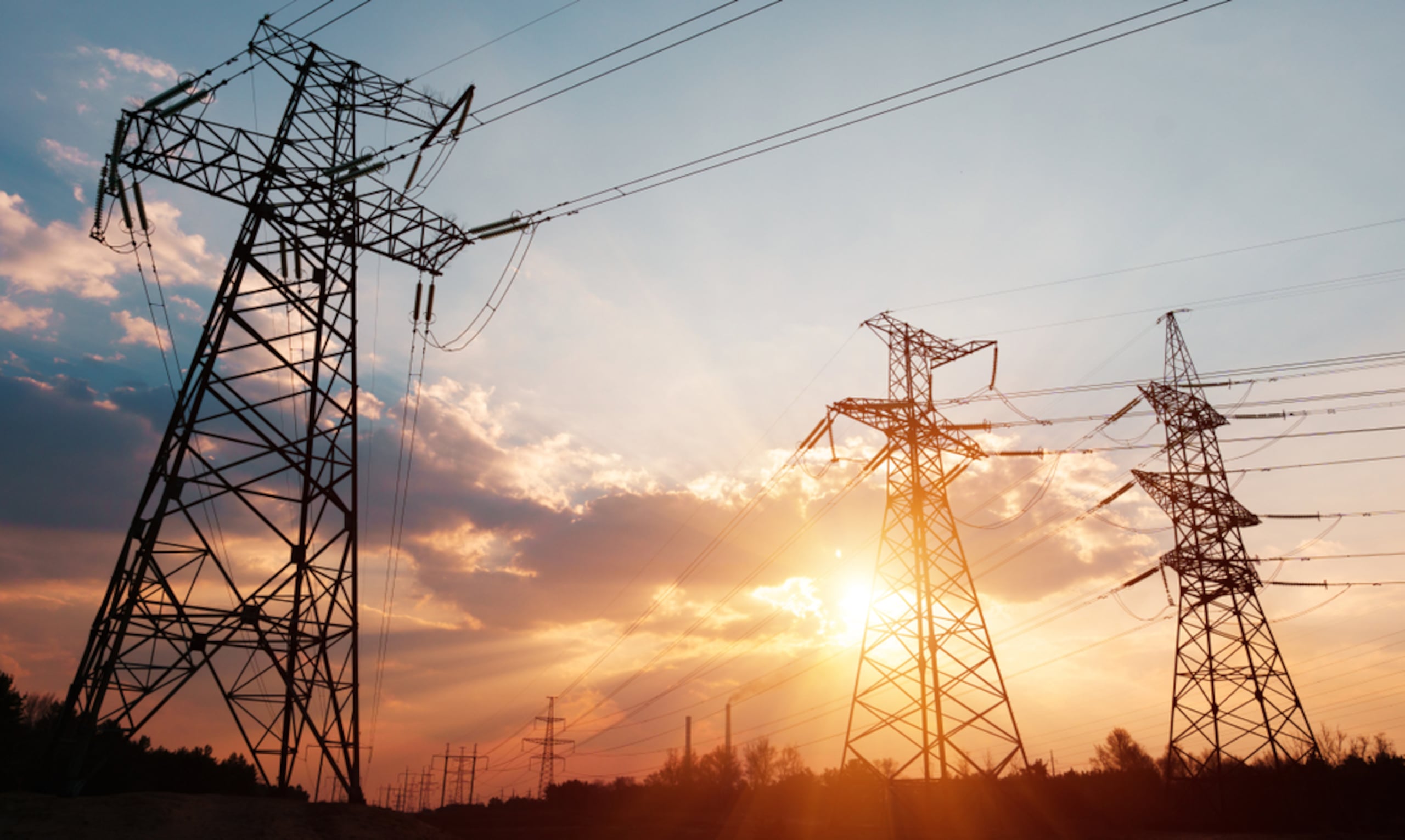 En su afán por eliminar paulatinamente el uso de combustibles fósiles, la primera meta intermedia establecida por la Ley de Política Pública Energética de Puerto Rico (Ley 17 de 2019) es satisfacer un 40 % de la demanda de electricidad con fuentes renovables en 2025.