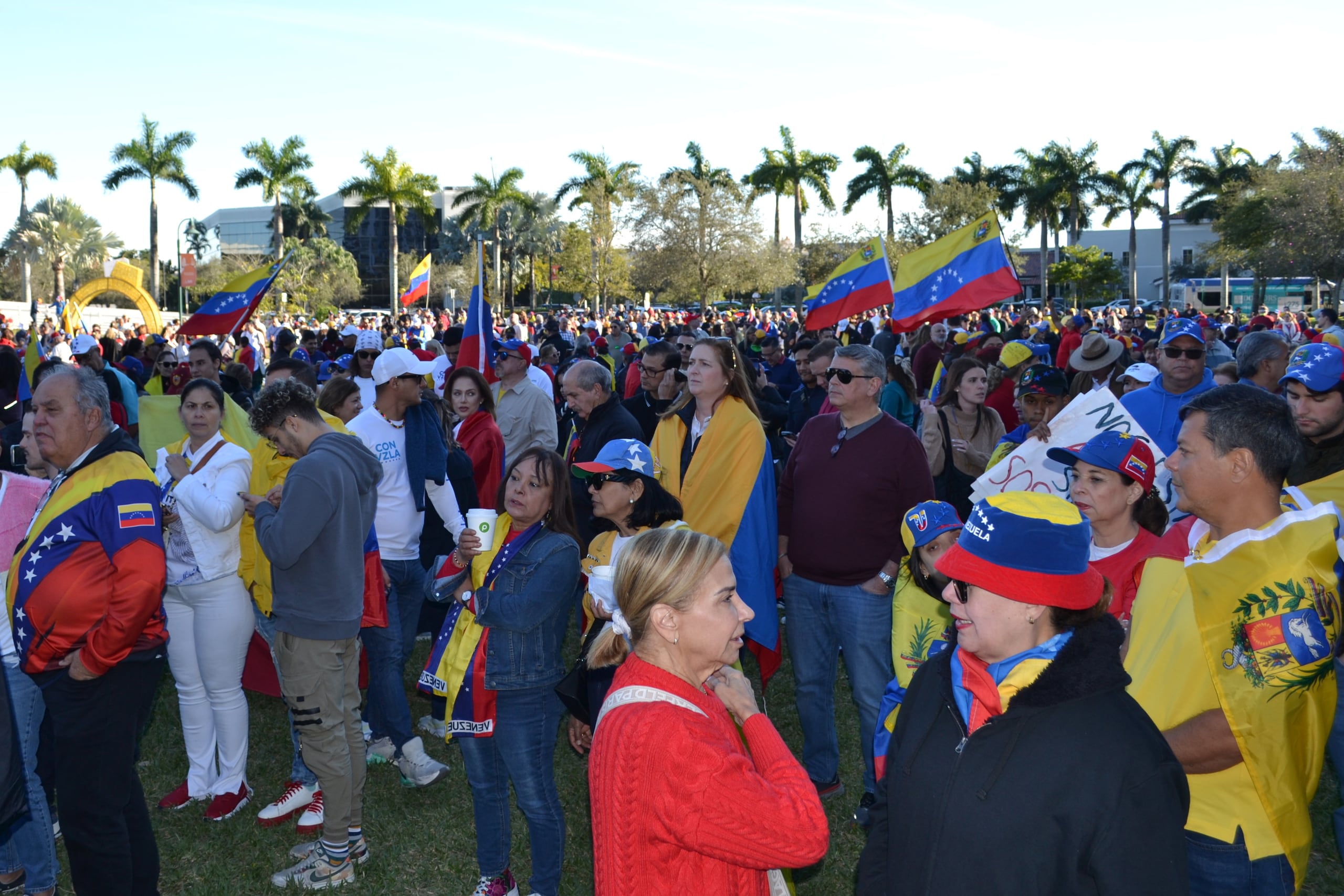 Ciudadanos venezolanos en una manifestación en Doral, Estados Unidos.