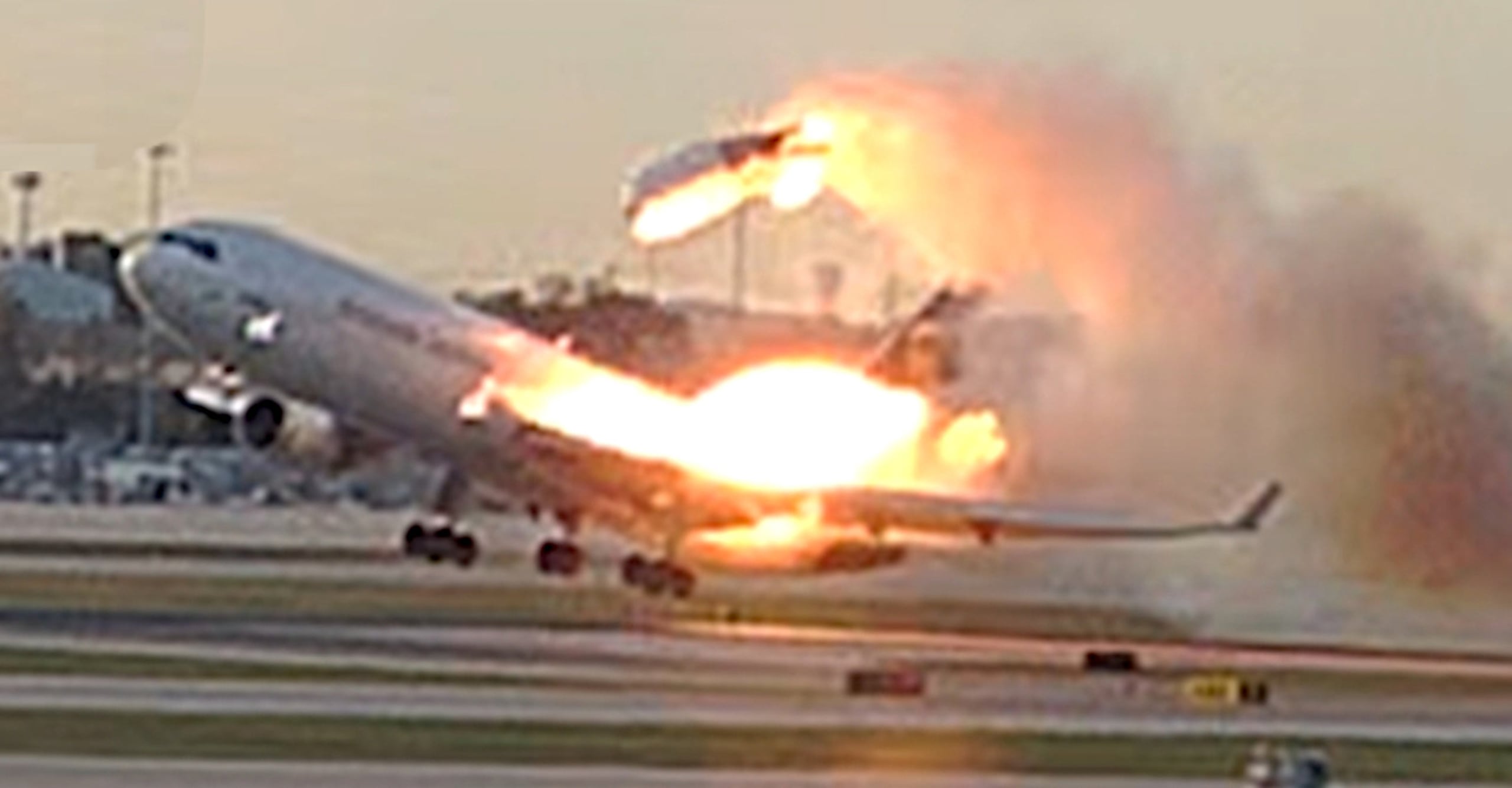 A principios de este mes, un abogado presentó dos demandas por muerte injusta que alegan que UPS continuó operando aeronaves más antiguas sin aumentar el mantenimiento más allá del programa regular.