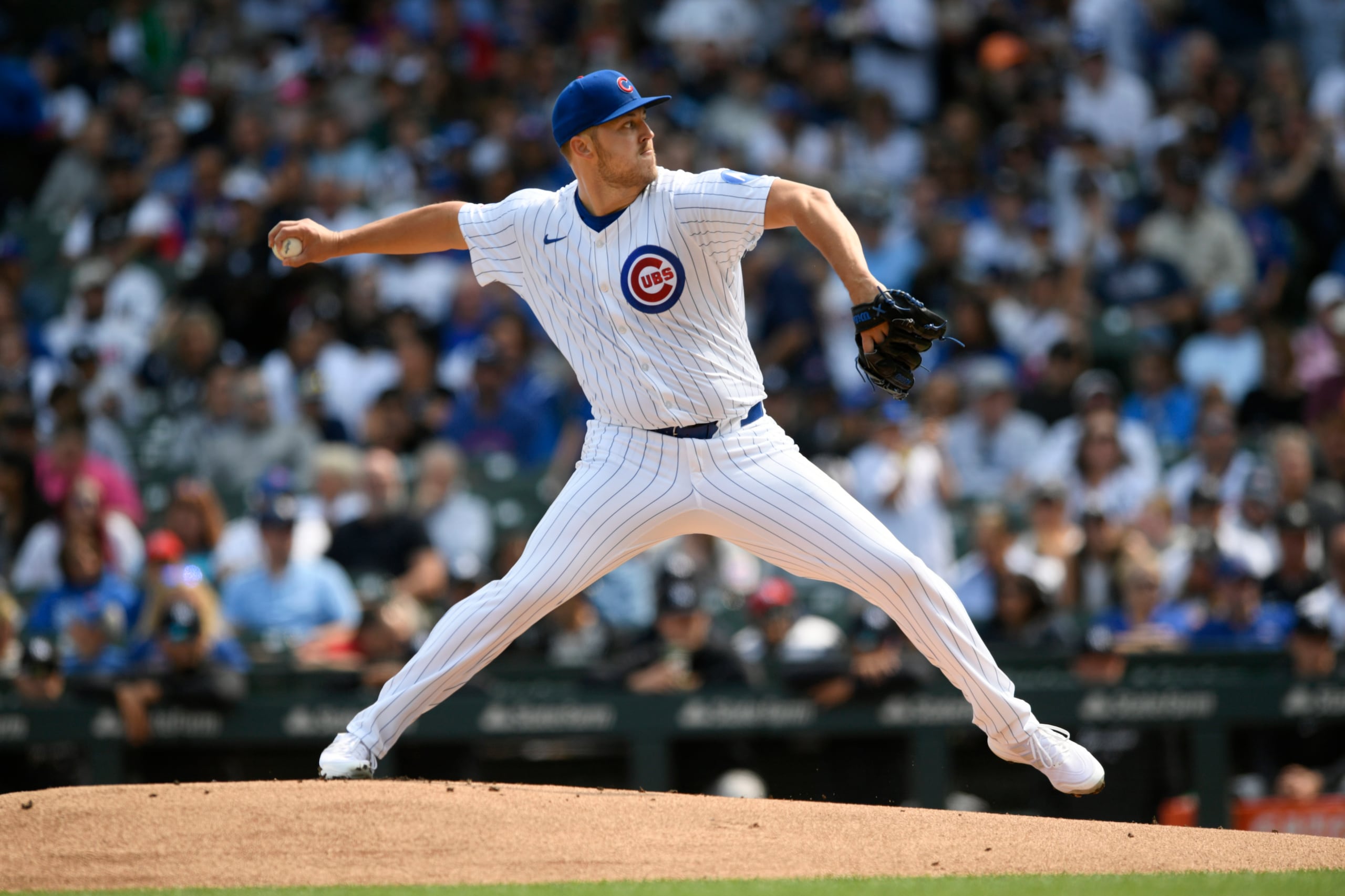 El abridor de los Cachorros de Chicago Jameson Taillon lanza en la primera entrada ante los Yankees de Nueva York el domingo 8 de septiembre del 2024.