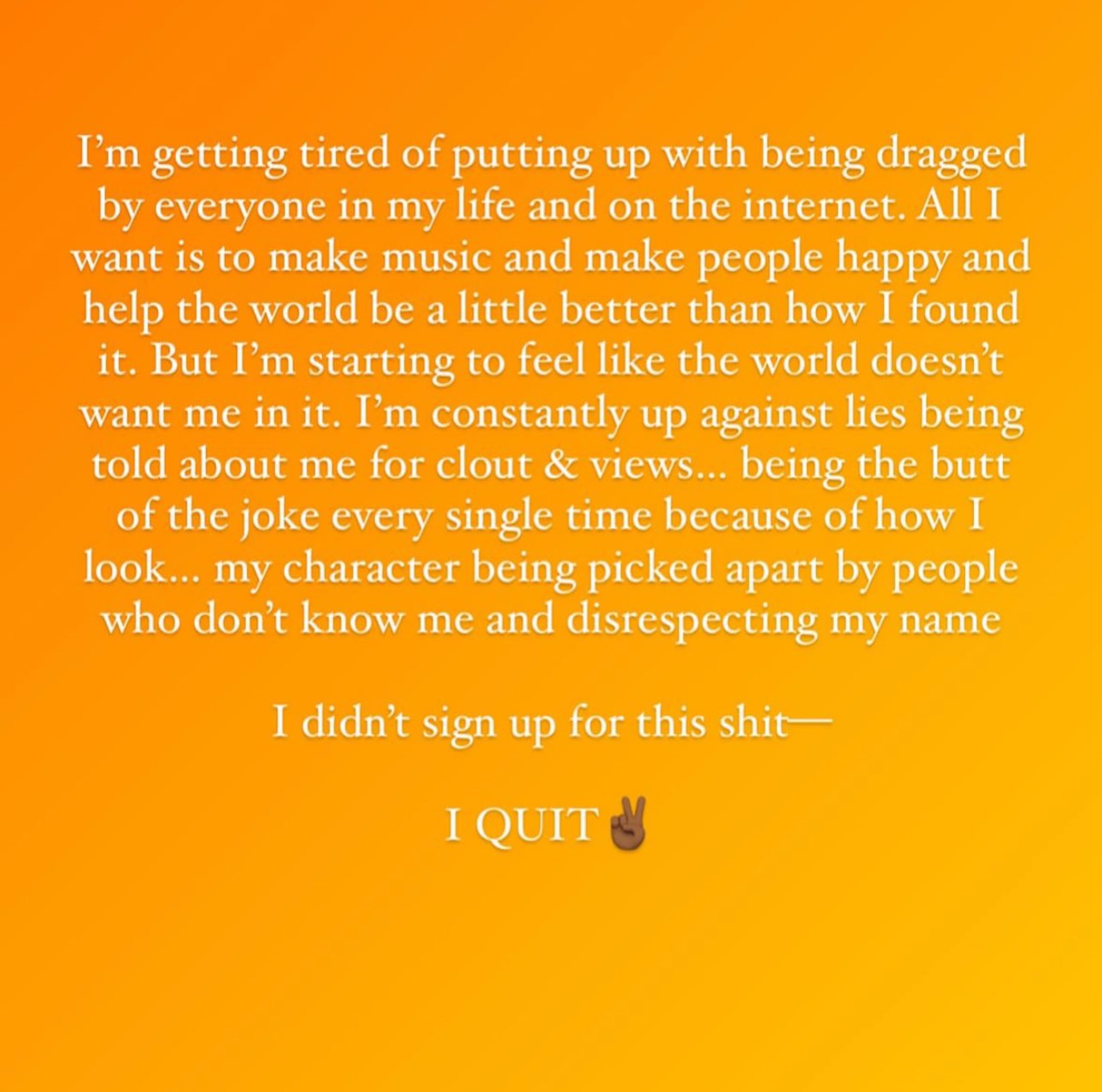 Lizzo se desahoga en su cuenta de Instagram y anuncia su retiro de la escena musical.