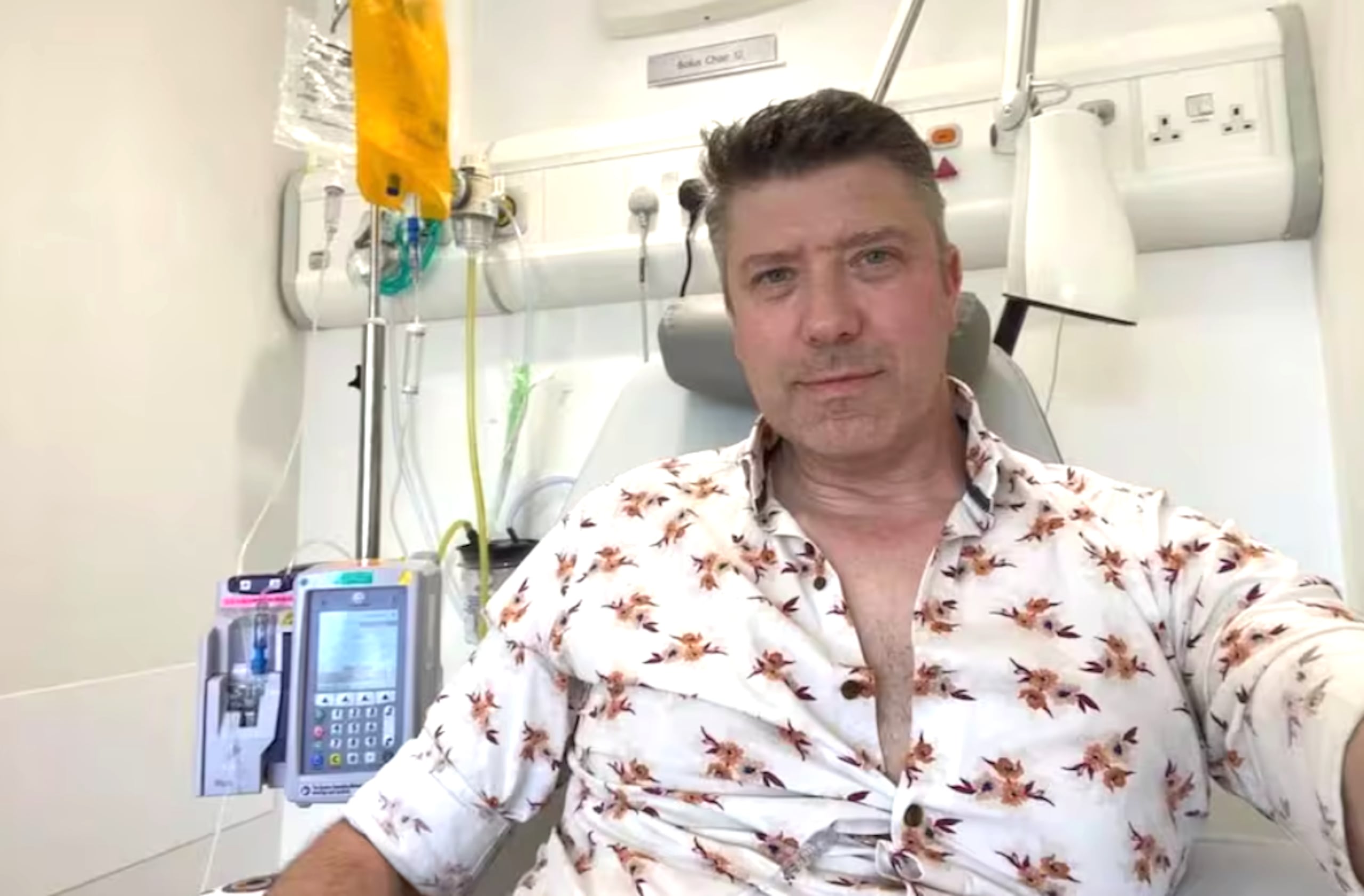 Durante meses, Chris Cotton tomó jugo de arándanos para curarse de una infección urinaria que no tenía.