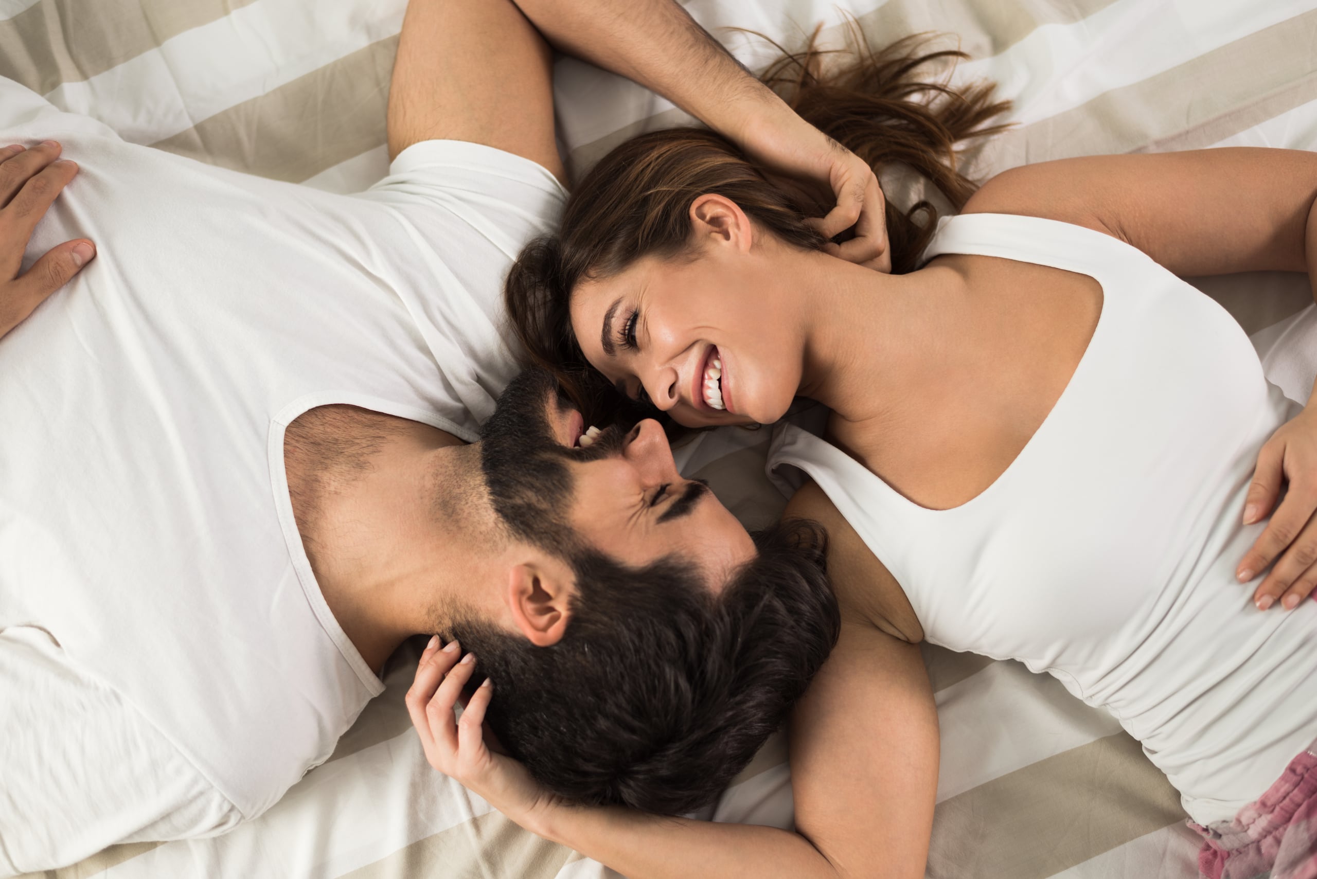 La edad influye en la duración de una relación, según expertos.