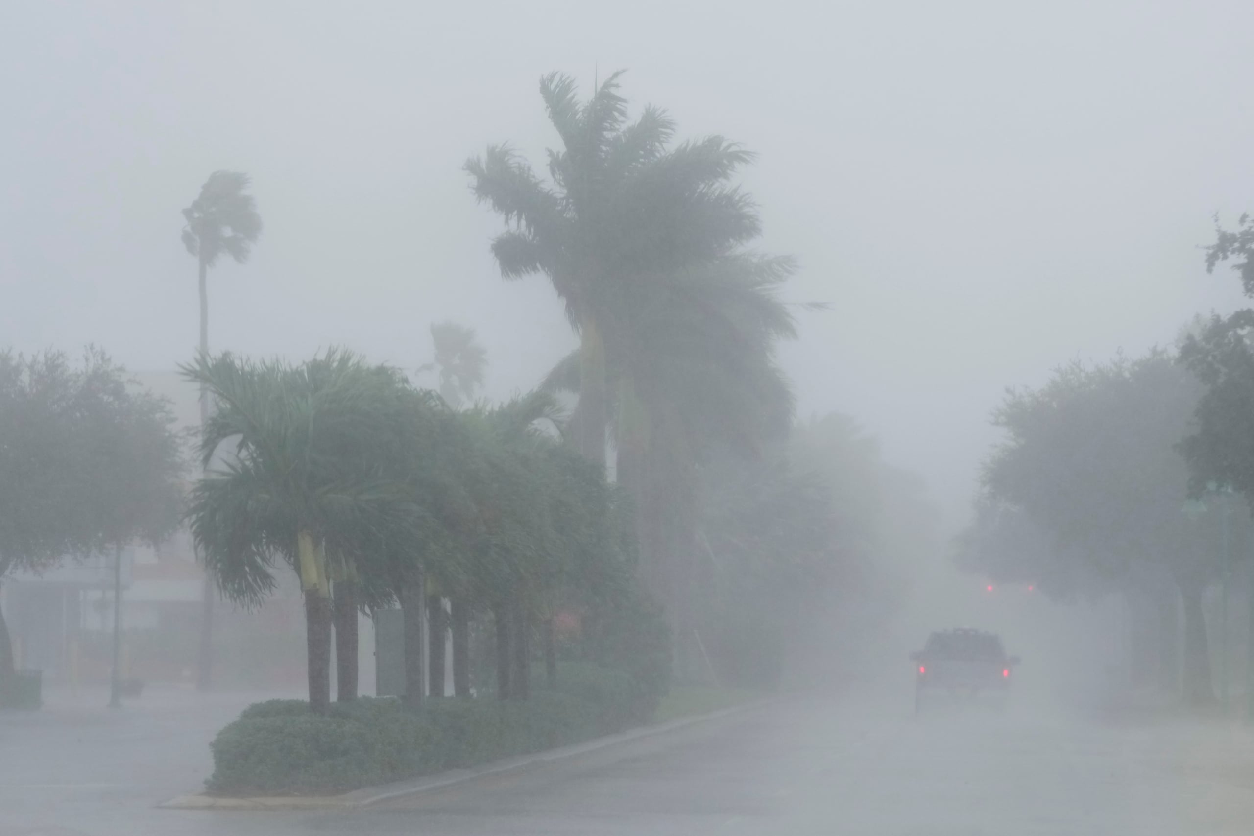 Florida ya experimenta algunas lluvias asociadas a Milton.