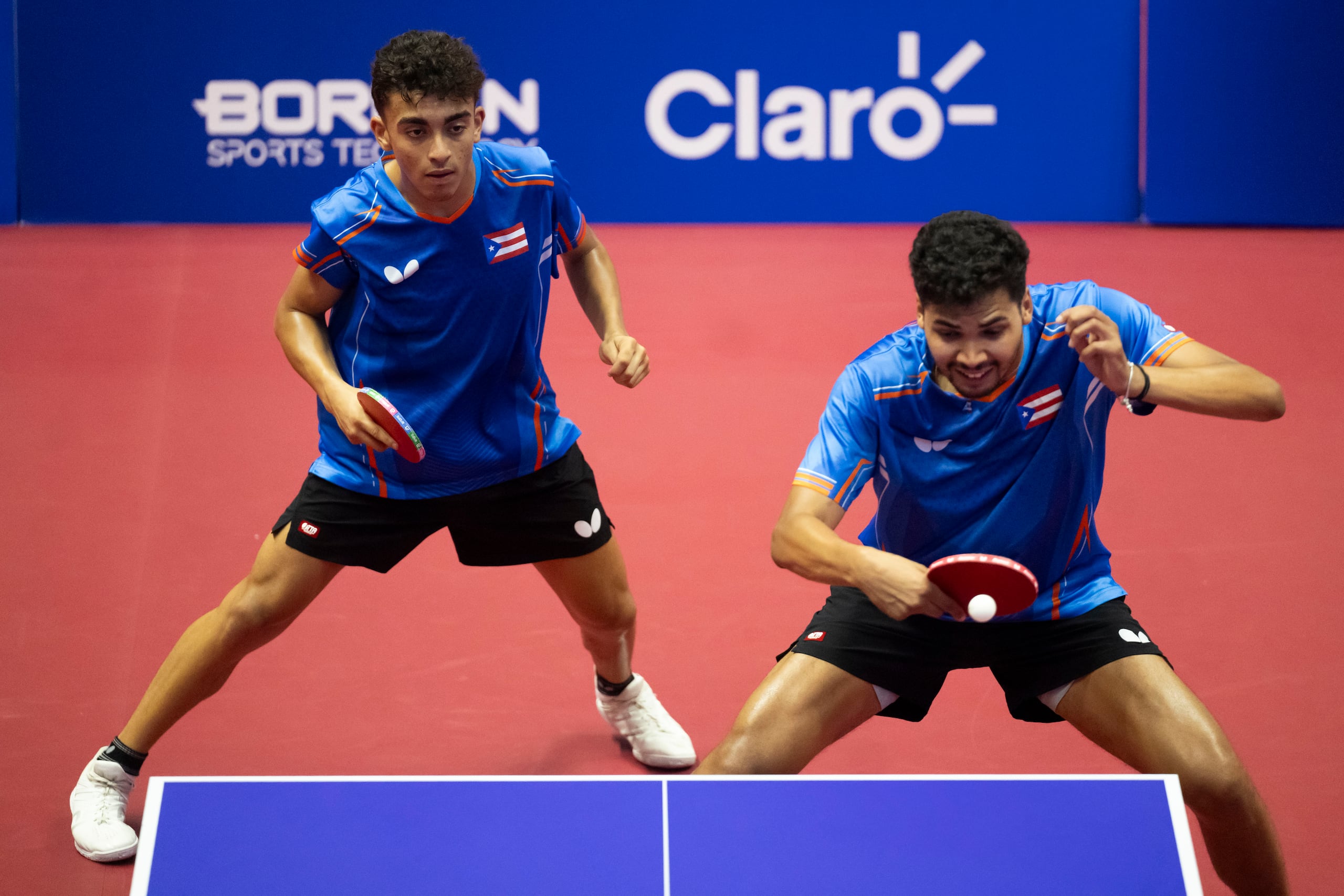 Steven Moreno y Ángel Naranjo durante el partido por la medalla de oro en dobles masculino.