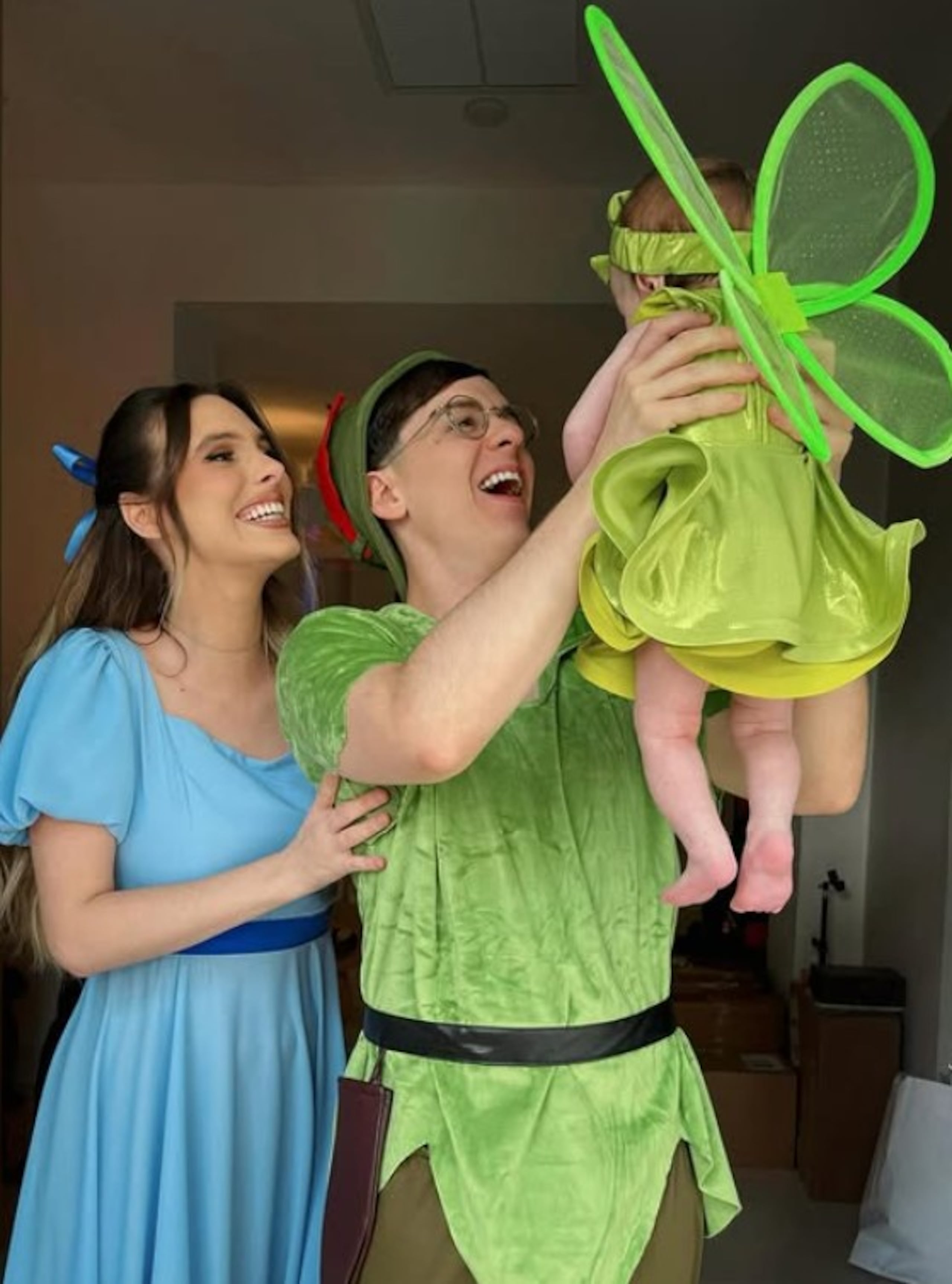 Lele Pons y su familia se disfrazaron de lo personajes de "Peter Pan".