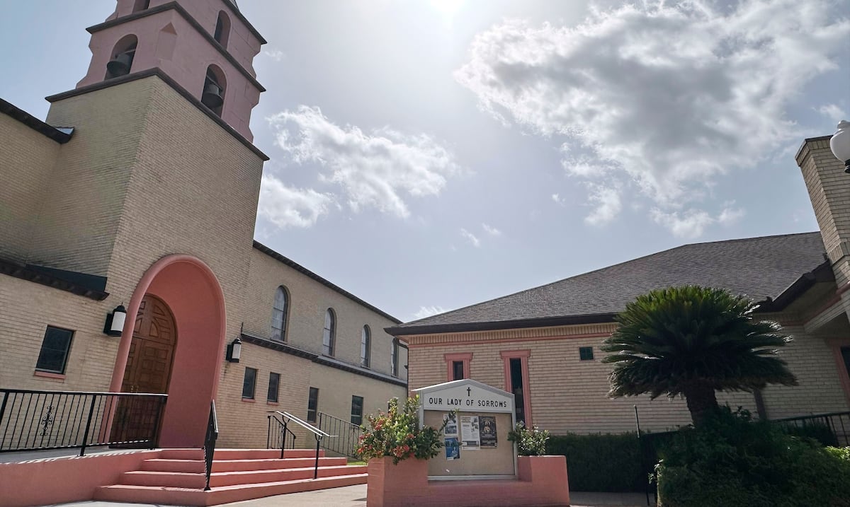ICE stops nun while walking to mass in Texas
