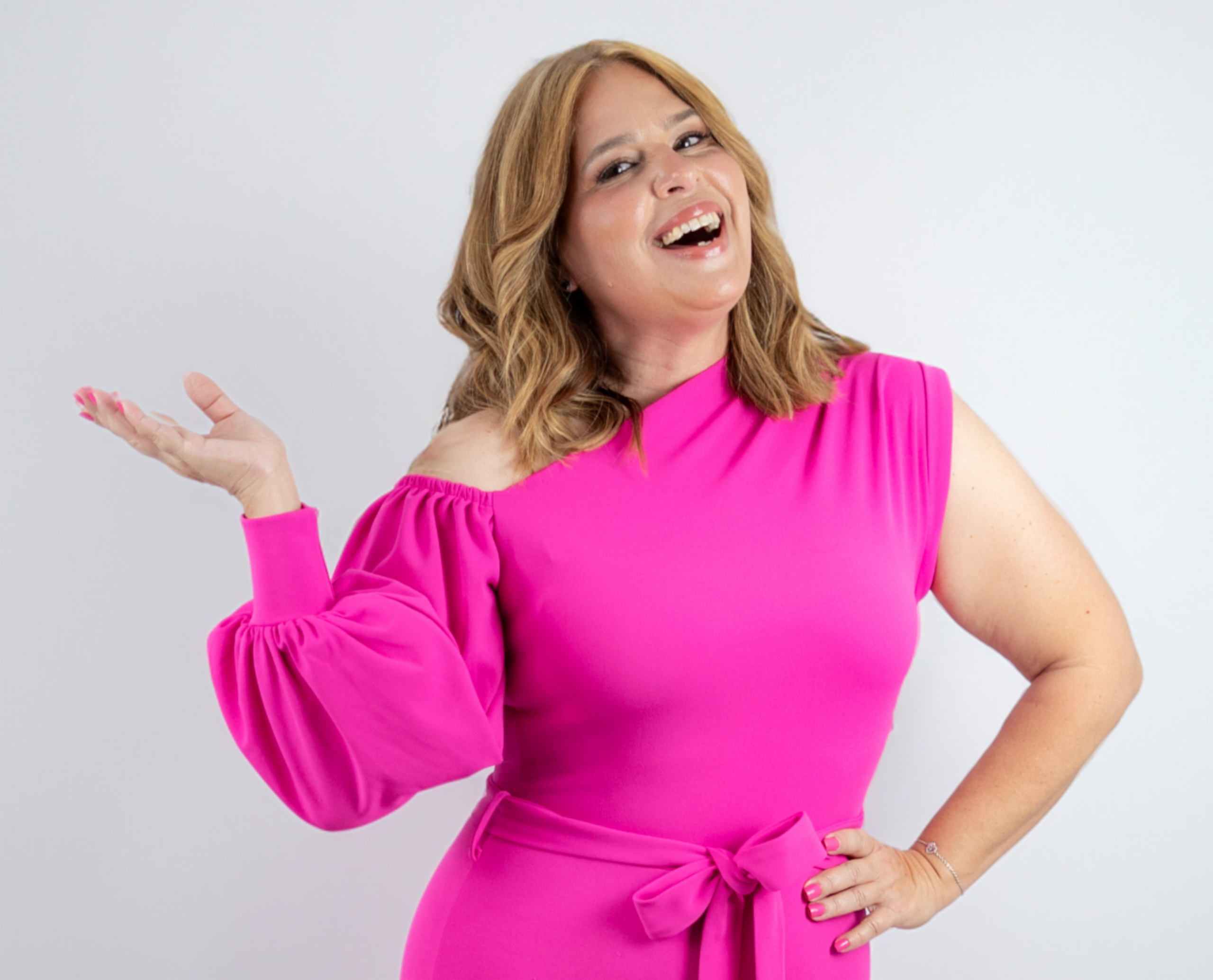 Sandra Disdier presenta taller “De mujer a mujer”