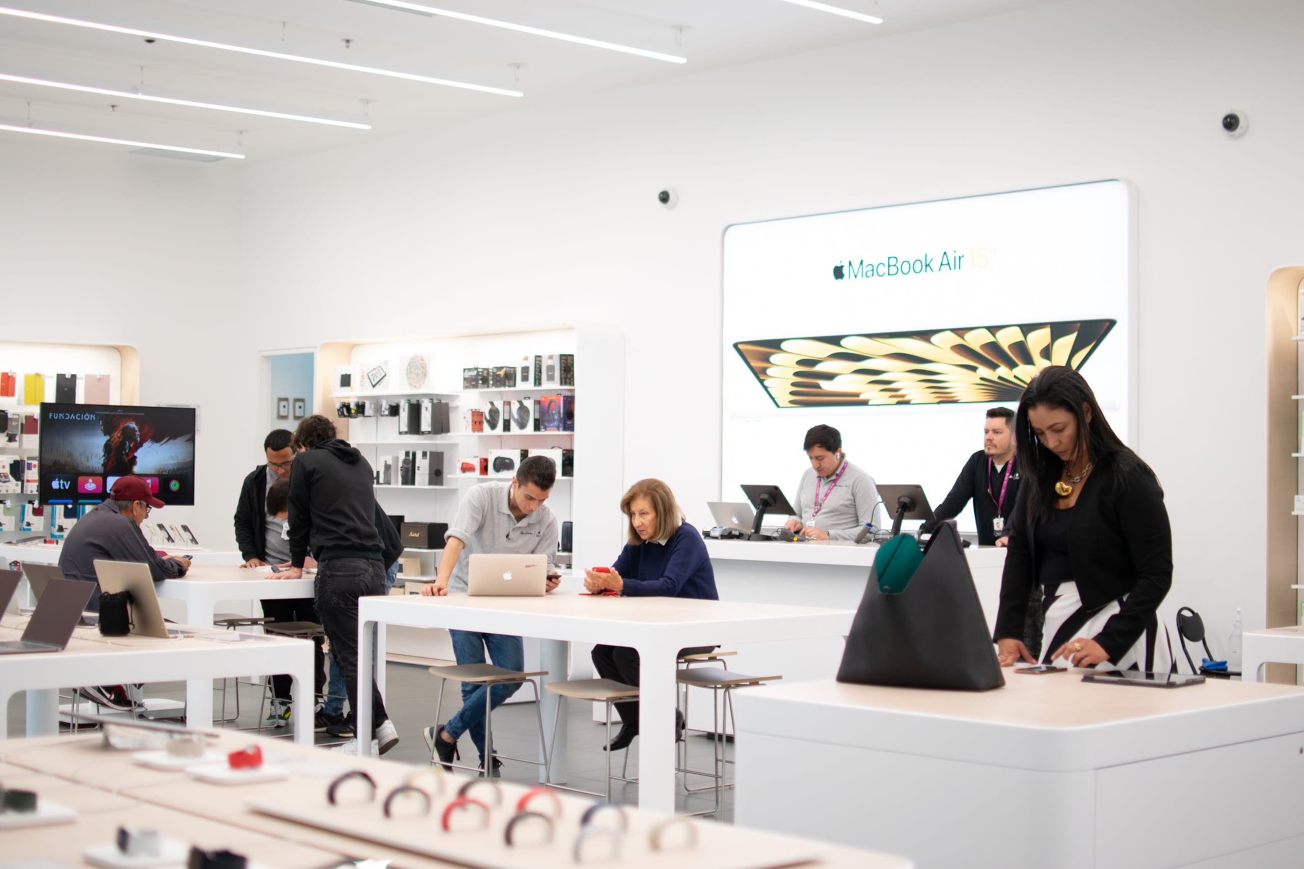 La nueva tienda Mac Center en The Mall of San Juan.