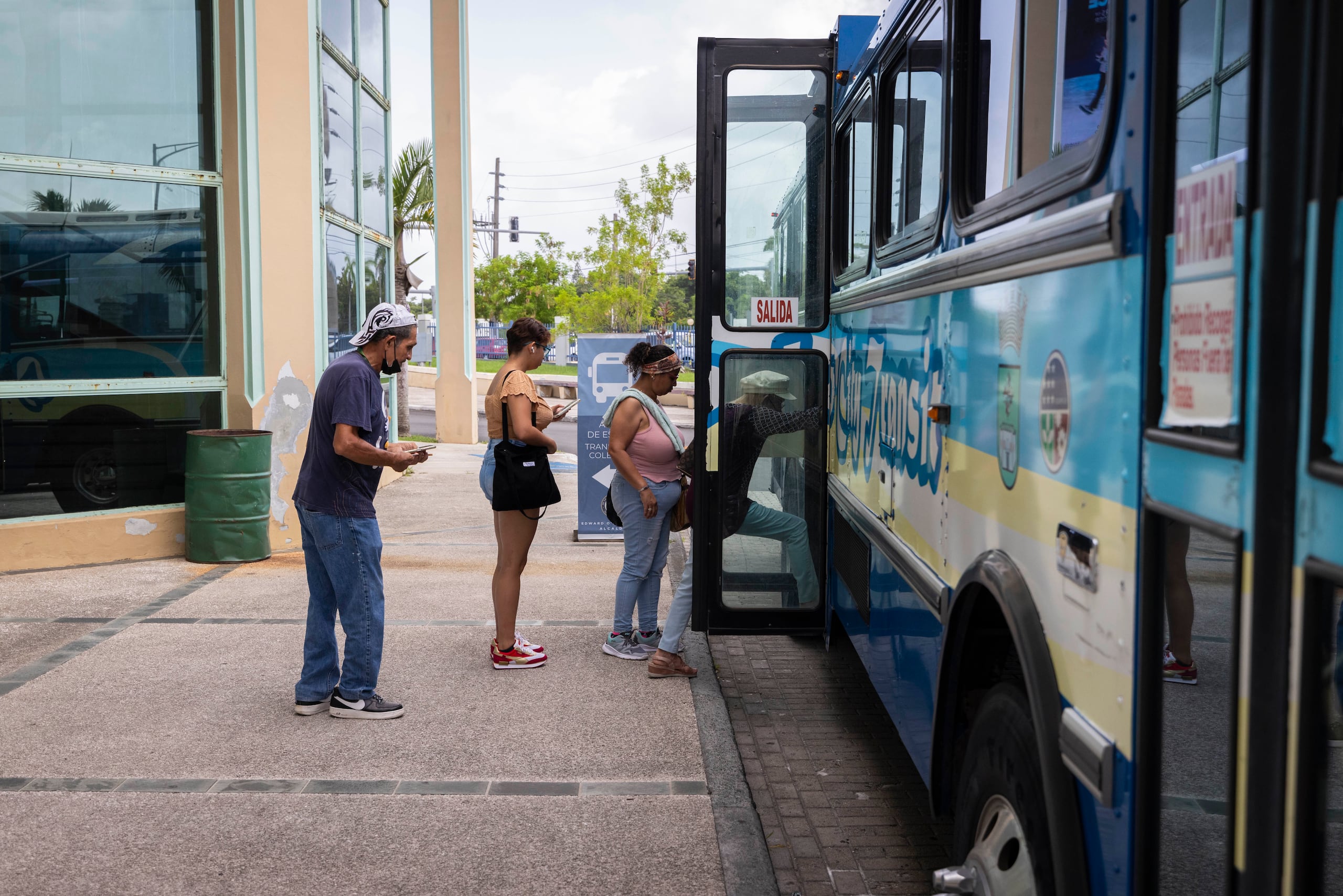 Según datos recopilados por Primera Hora, son los sistemas de transporte de Carolina, Guaynabo y Ponce los que, hasta el momento, tienen el mayor número de rutas e impacto poblacional.