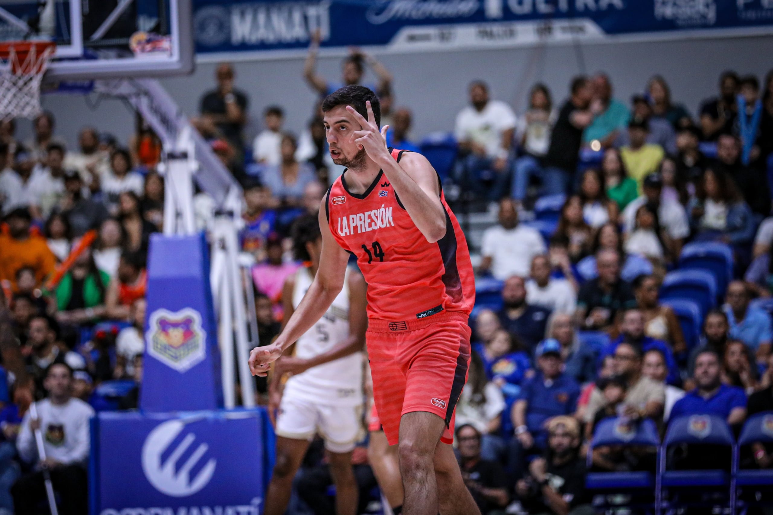 Alexander Kappos, de los Criollos de Caguas.