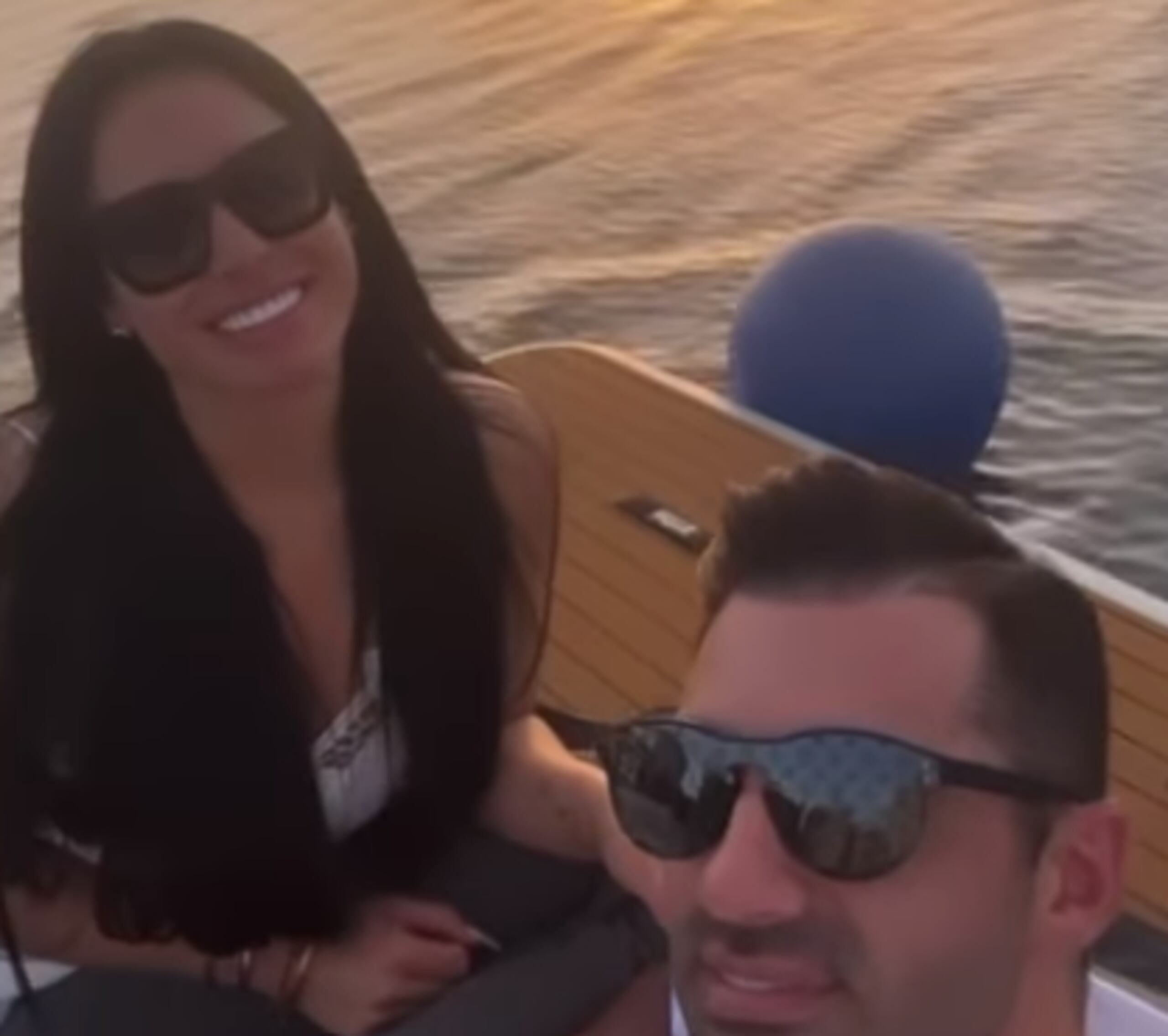 Evelyn Beltrán y Toni Costa.