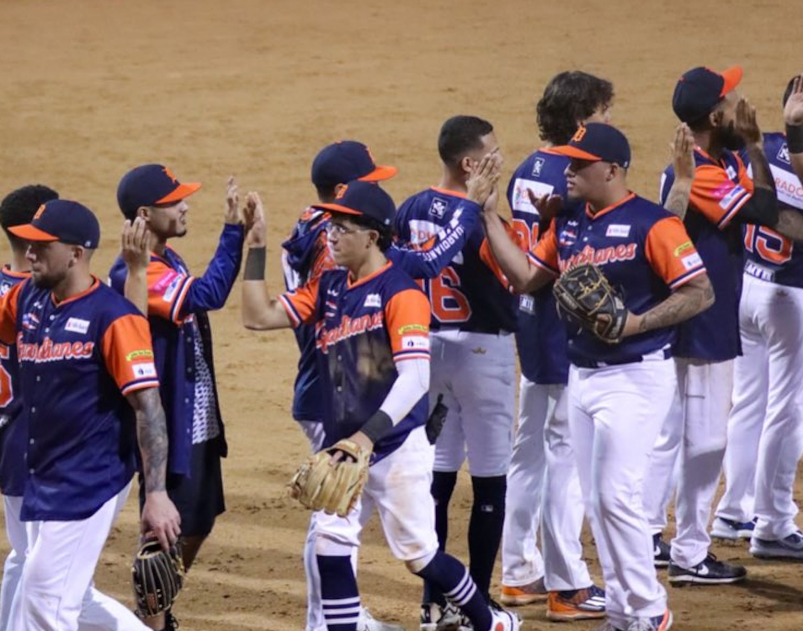 Los Guardianes de Dorado están con un pie adentro de las semifinales. Logran el paso si Gurabo vence esta noche a Camuy.