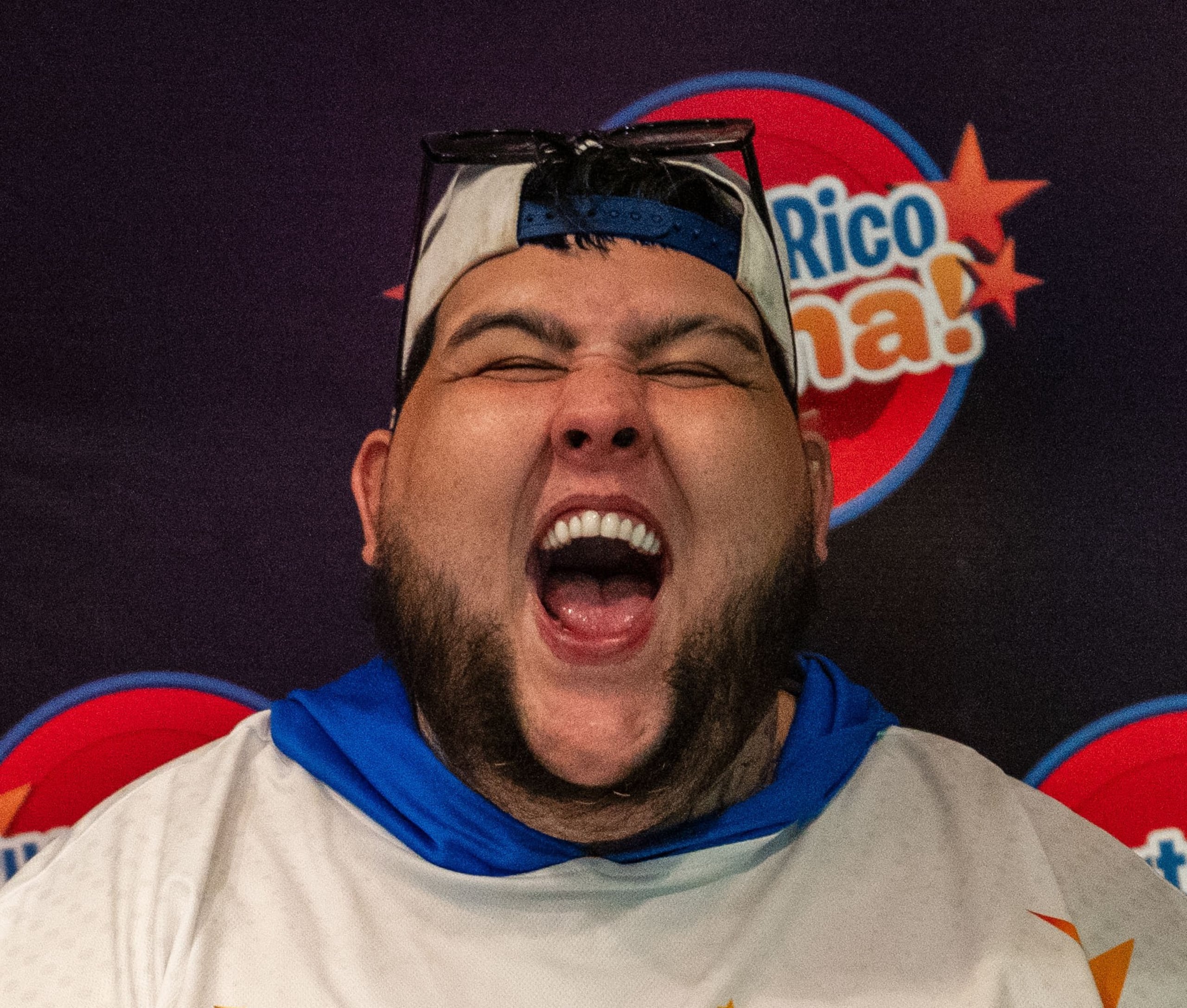 Volverá a asistir a sus sesiones con un sicólogo de cara a romper la barrera de las 400 libras.